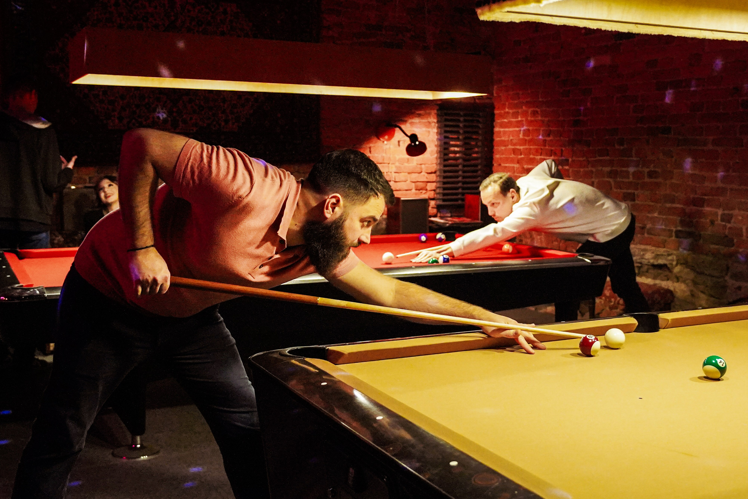Бильярдная. ОЧЕНЬ ПЛОХОЙ ФОТОГРАФ