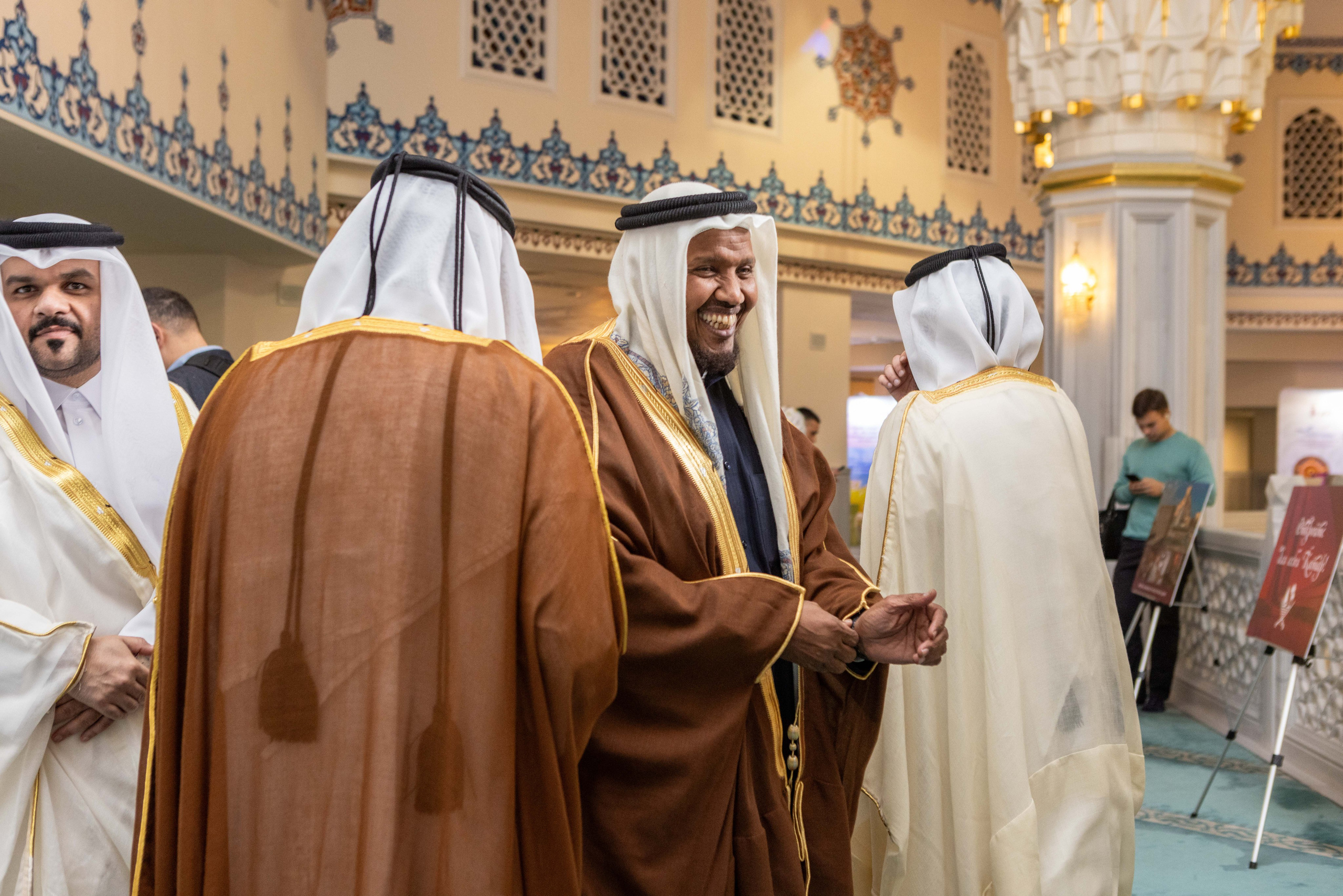 Открытие выставки Мир Корана. Рекламный, предметный, репортажный, семейный фотограф и художник в Москве