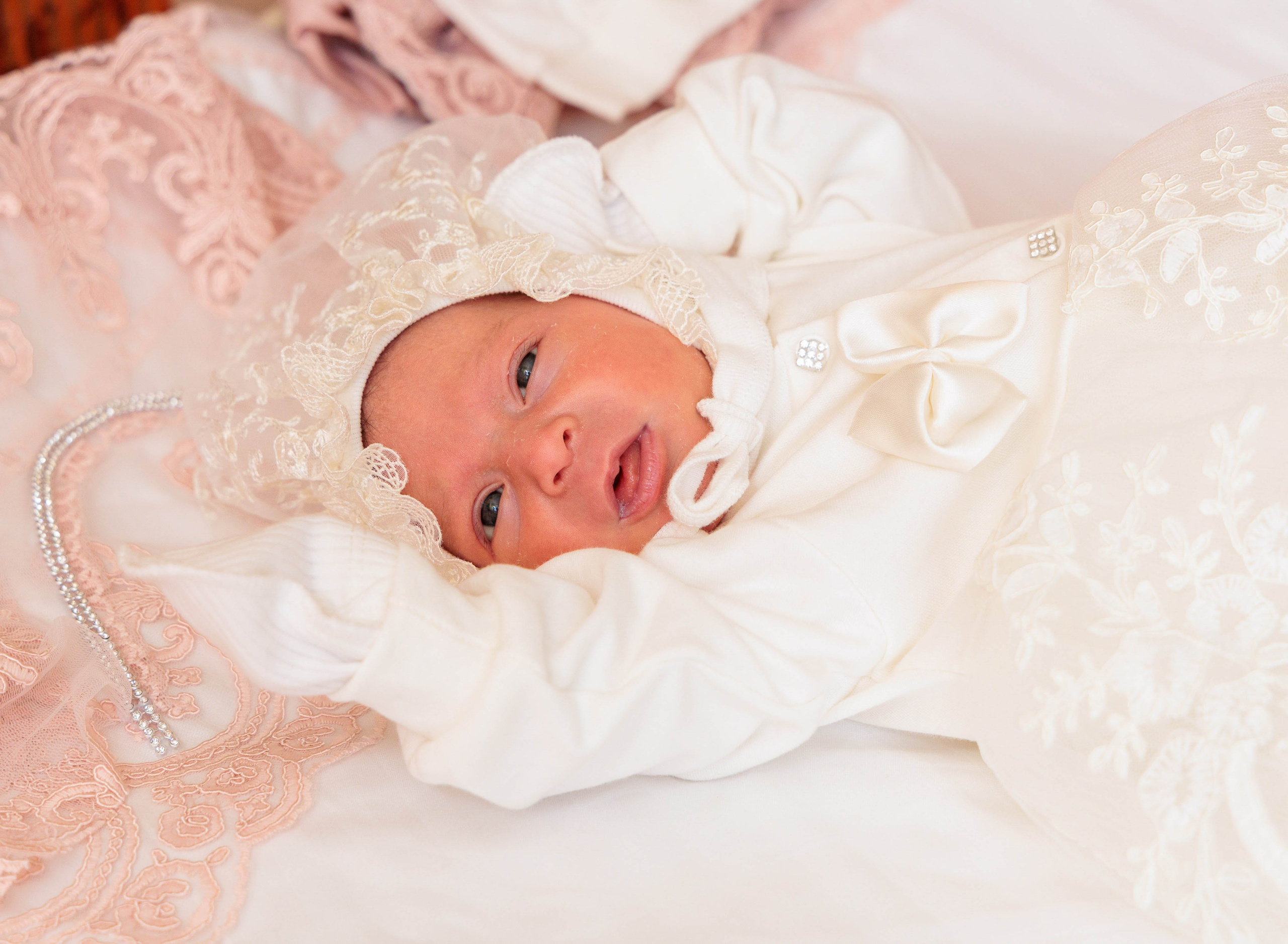 Выписка из роддома Железноводска - фотосессия встречи.