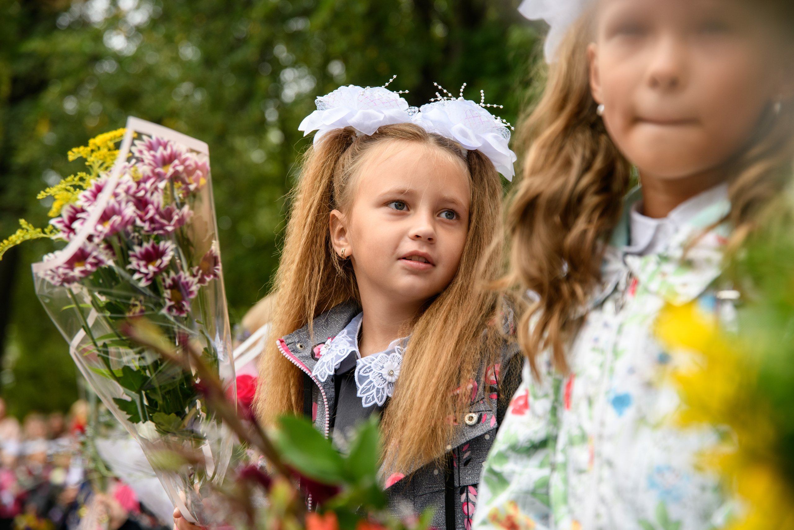 Линейка 1 сентября. Фотостудия «Стрекоза»