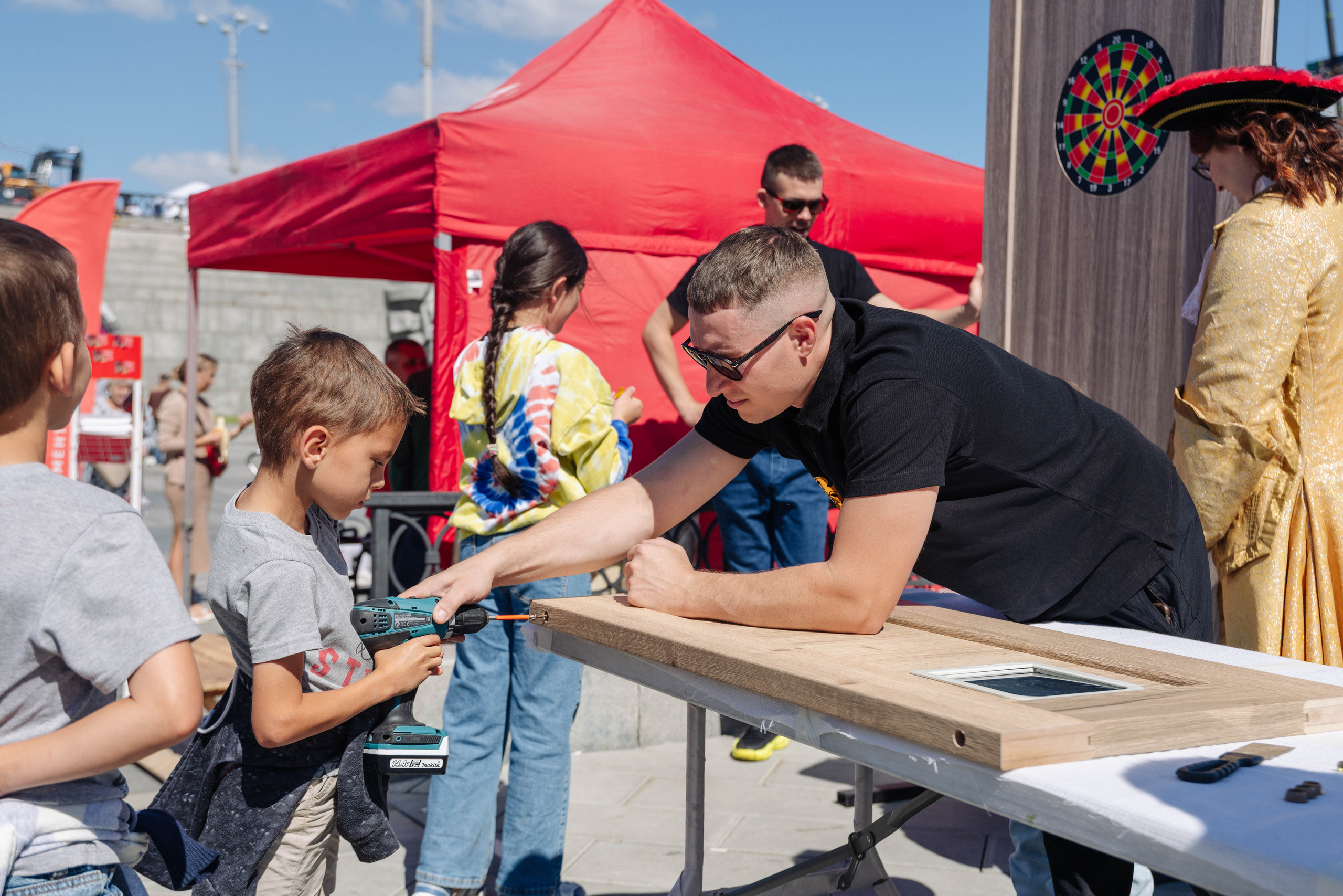 День строителя Синержи Дорс. Фотостудия «Стрекоза»