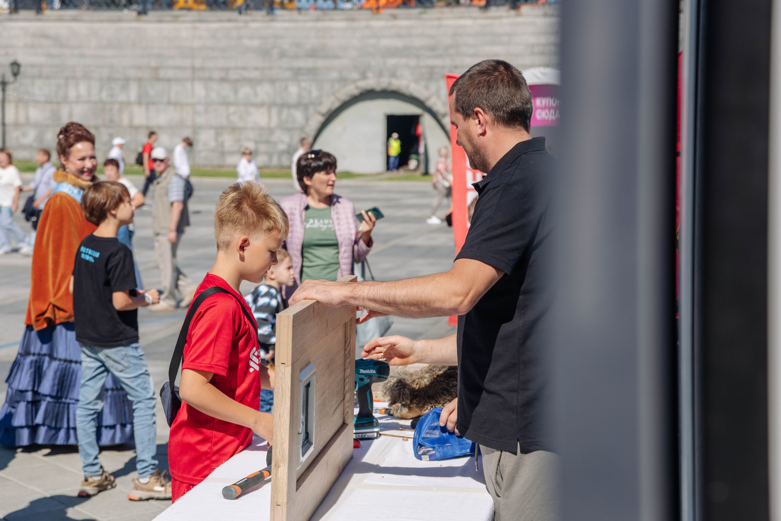 Фоторепортаж с Дня Строителя для Синержи-Дорс. Фотостудия «Стрекоза»