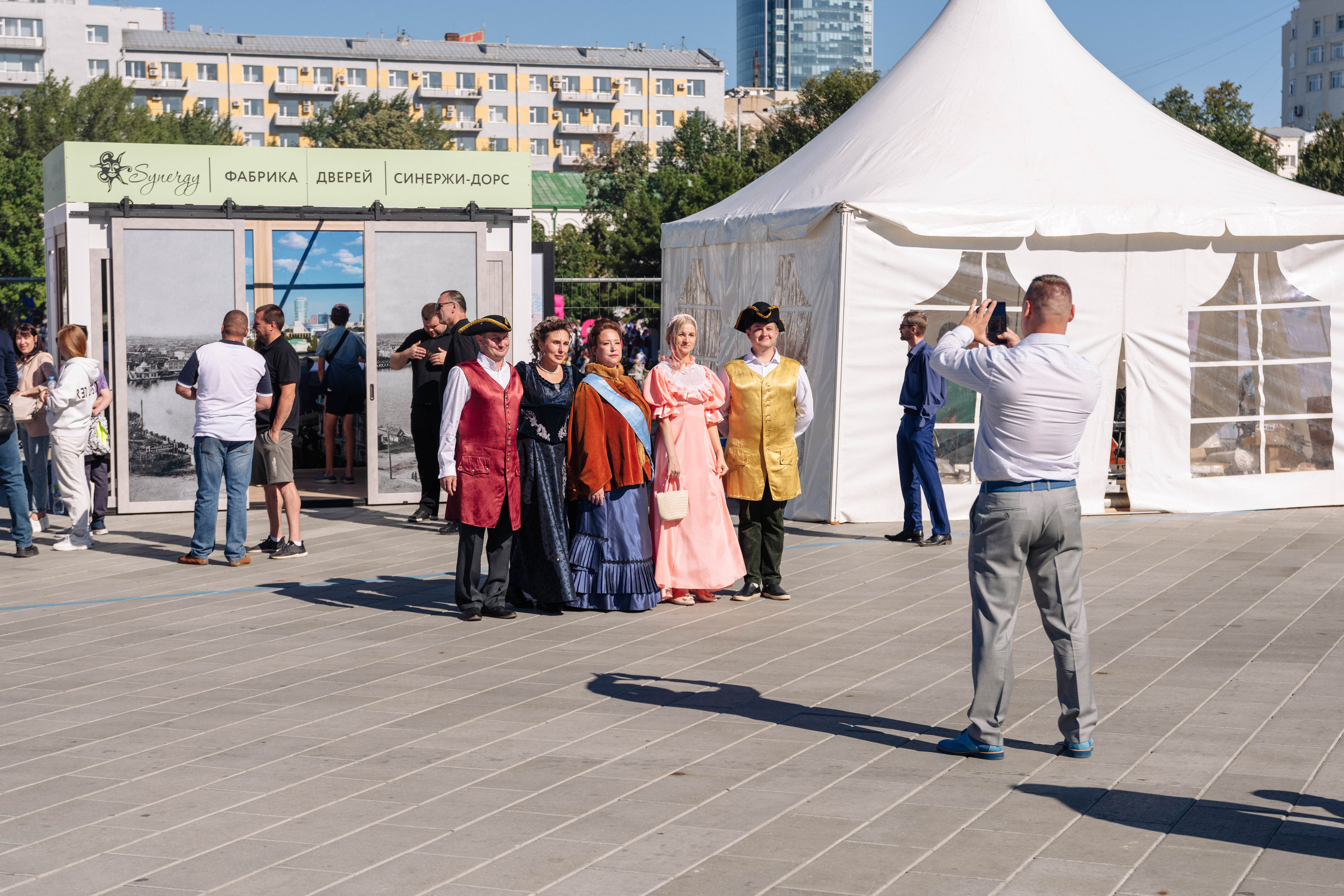 Фоторепортаж с Дня Строителя для Синержи-Дорс. Фотостудия «Стрекоза»