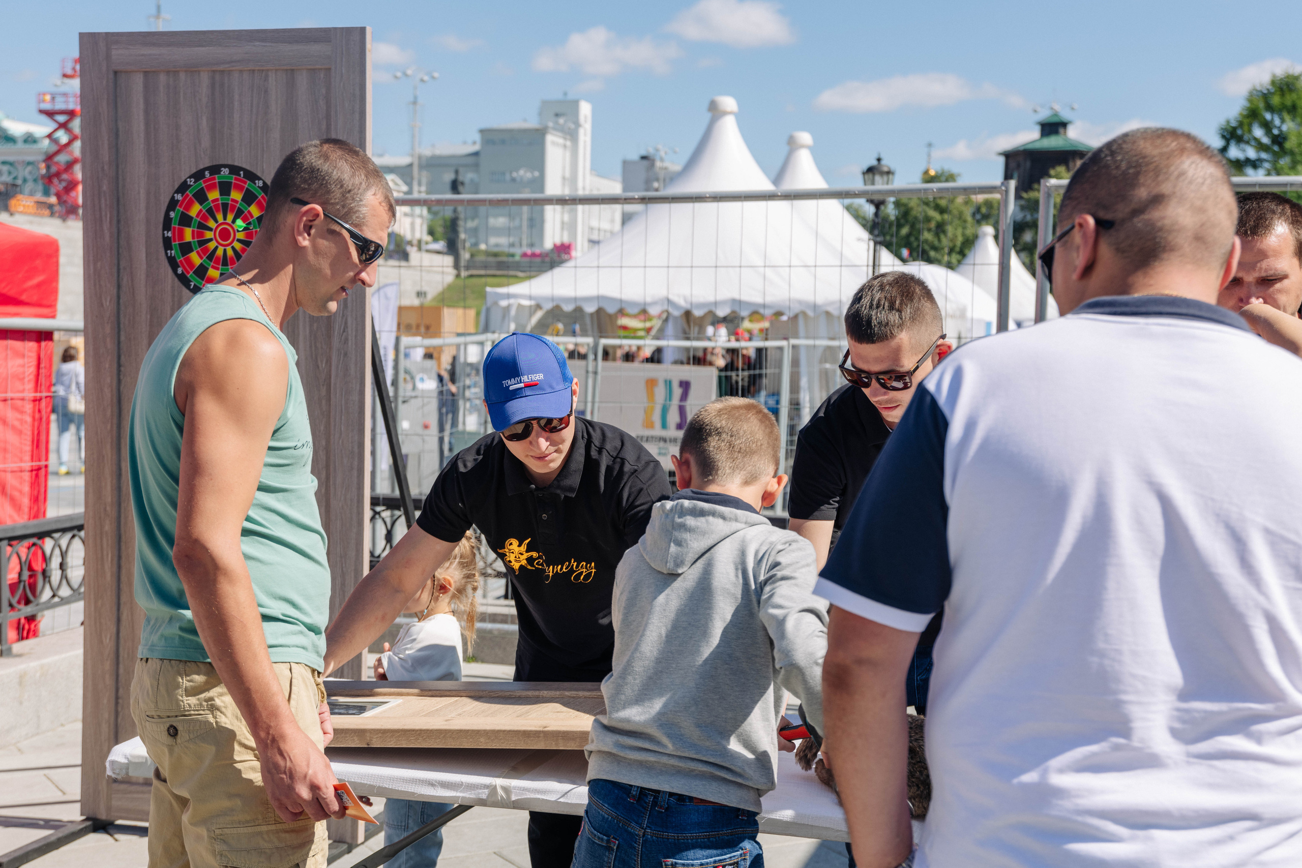 Фоторепортаж с Дня Строителя для Синержи-Дорс. Фотостудия «Стрекоза»