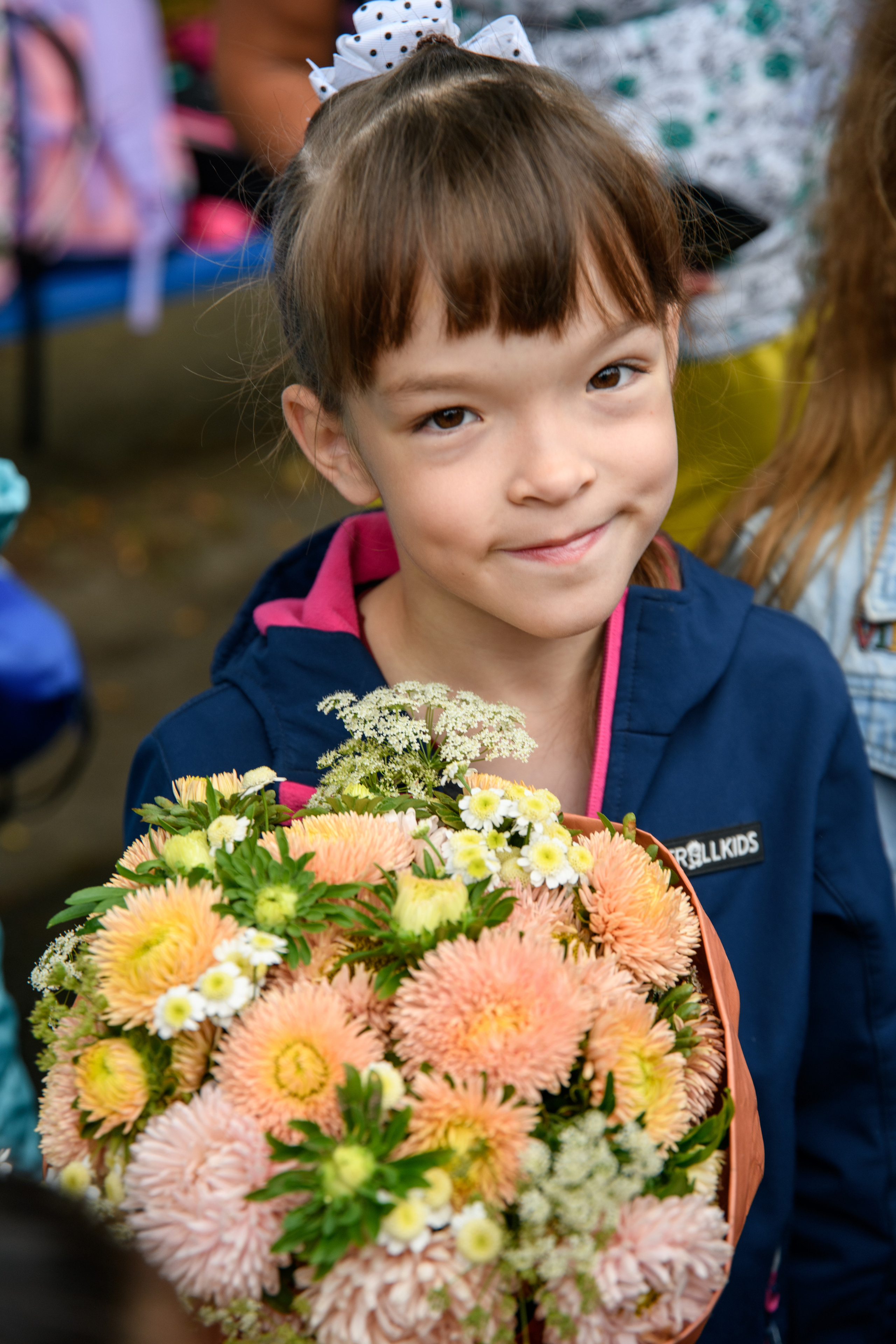 Линейка 1 сентября. Фотостудия «Стрекоза»