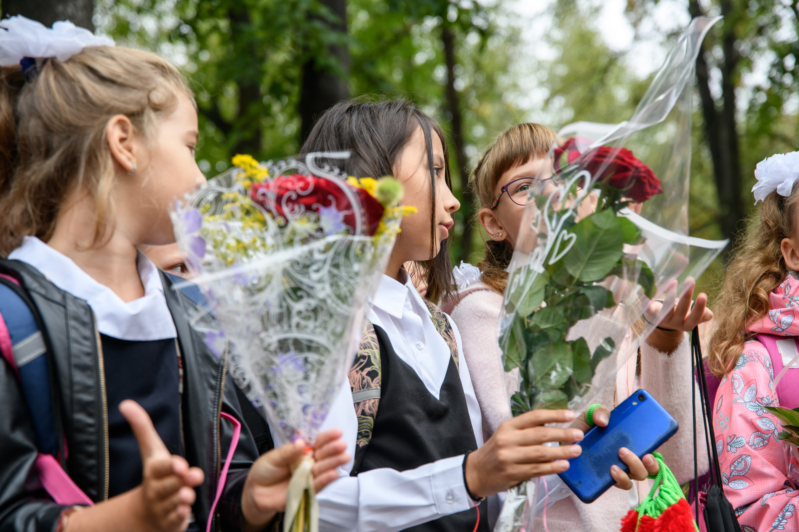 Линейка 1 сентября. Фотостудия «Стрекоза»