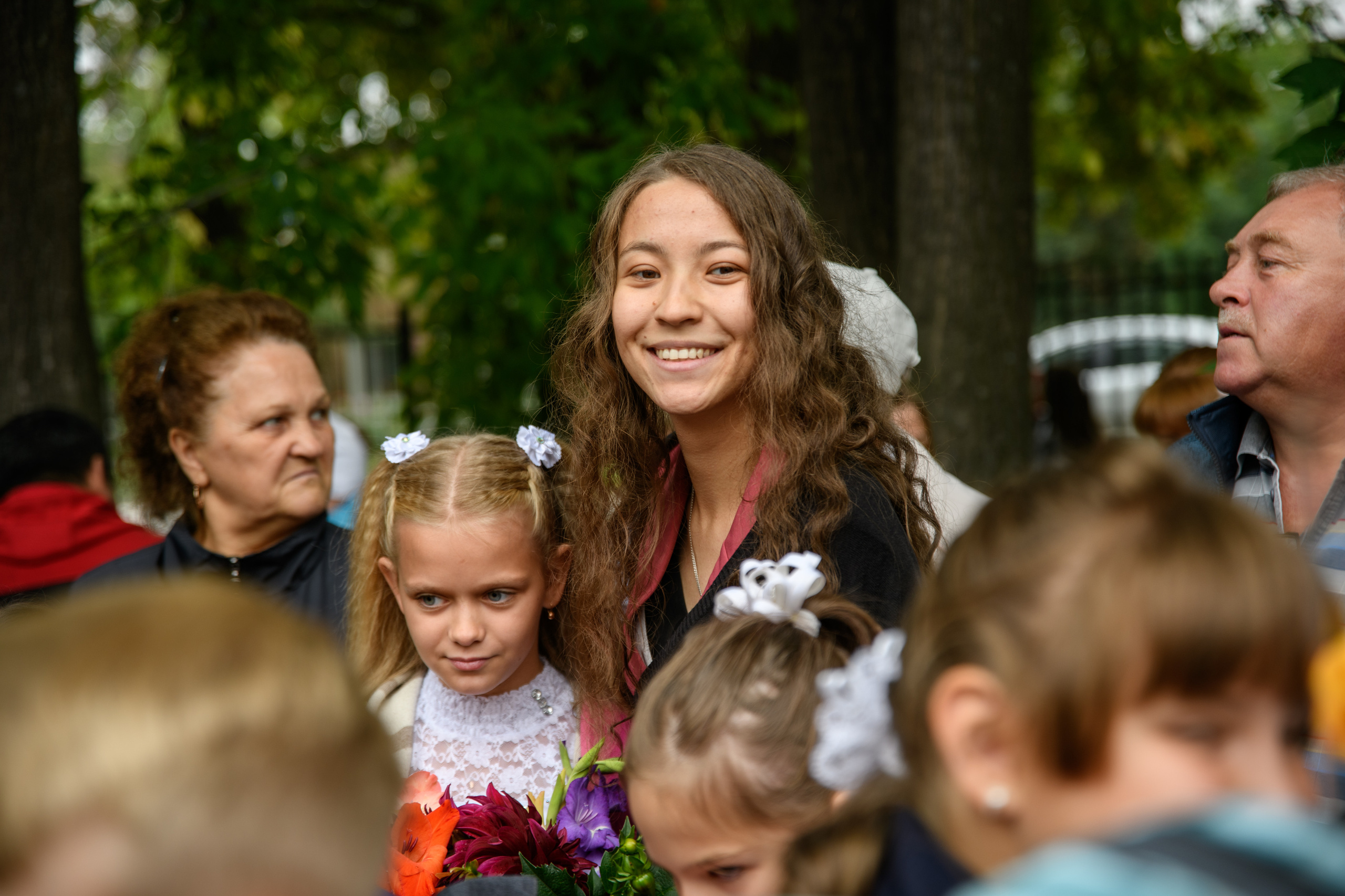 Линейка 1 сентября. Фотостудия «Стрекоза»