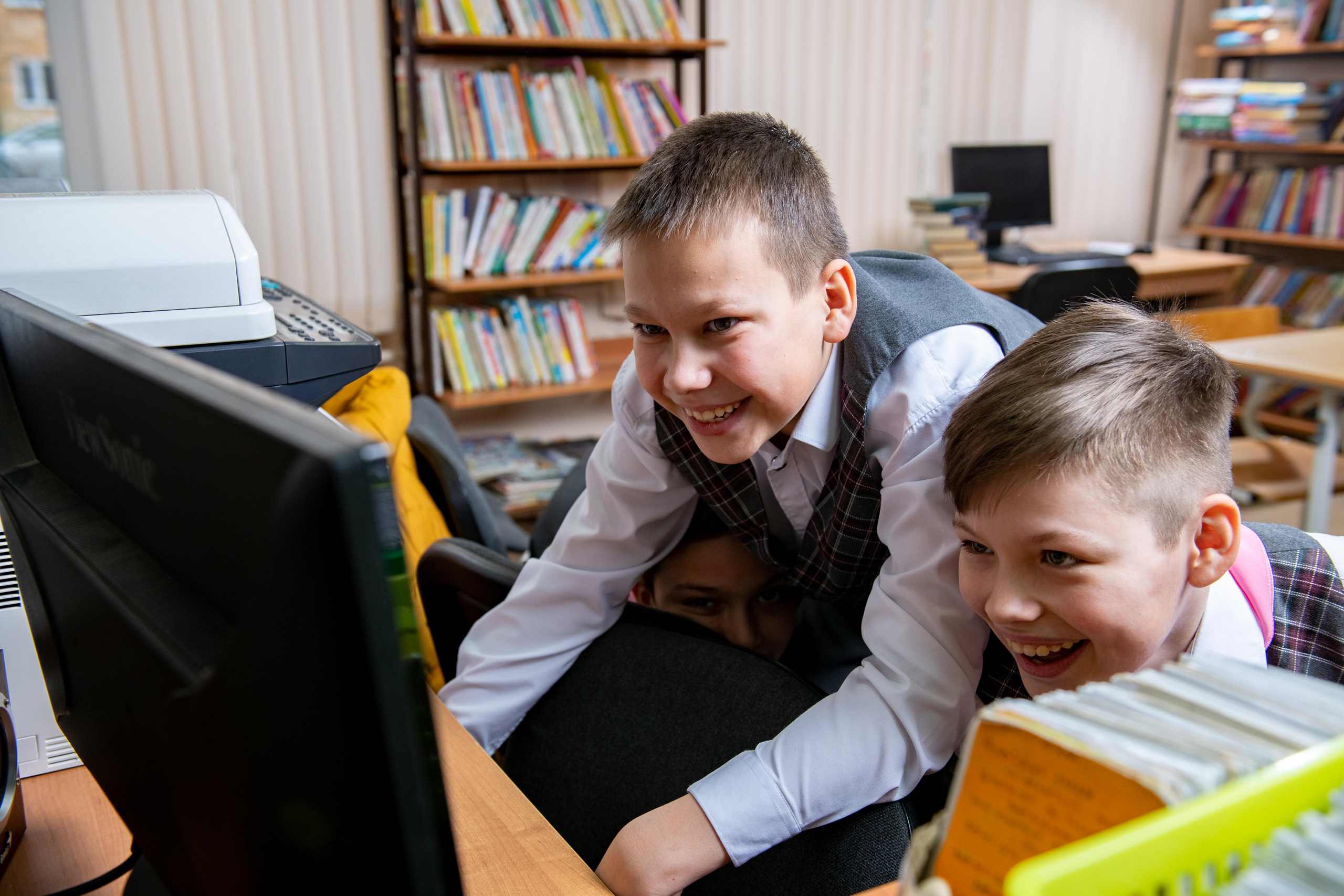 Школьные фотосессии. Фотостудия «Стрекоза»