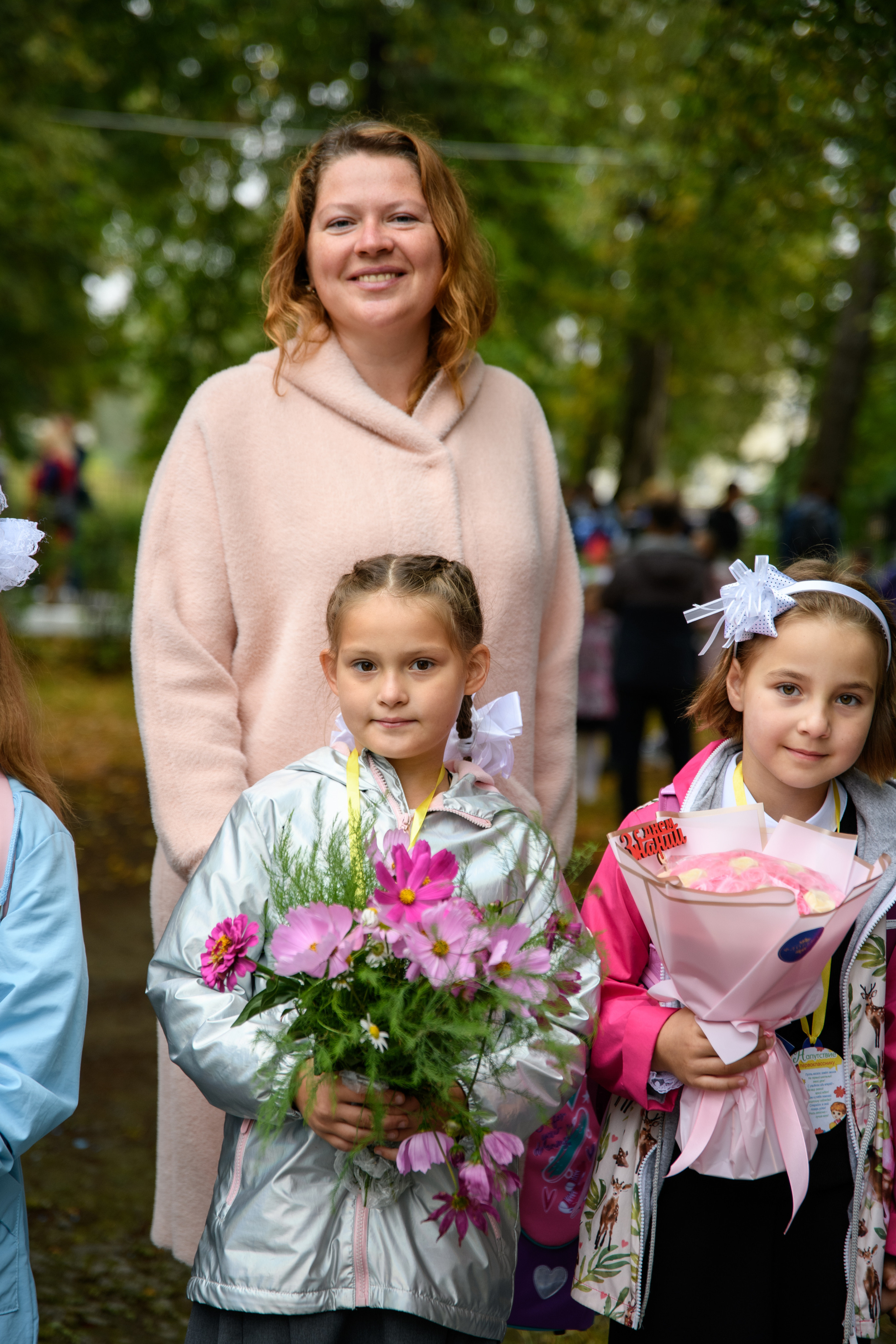 Линейка 1 сентября. Фотостудия «Стрекоза»