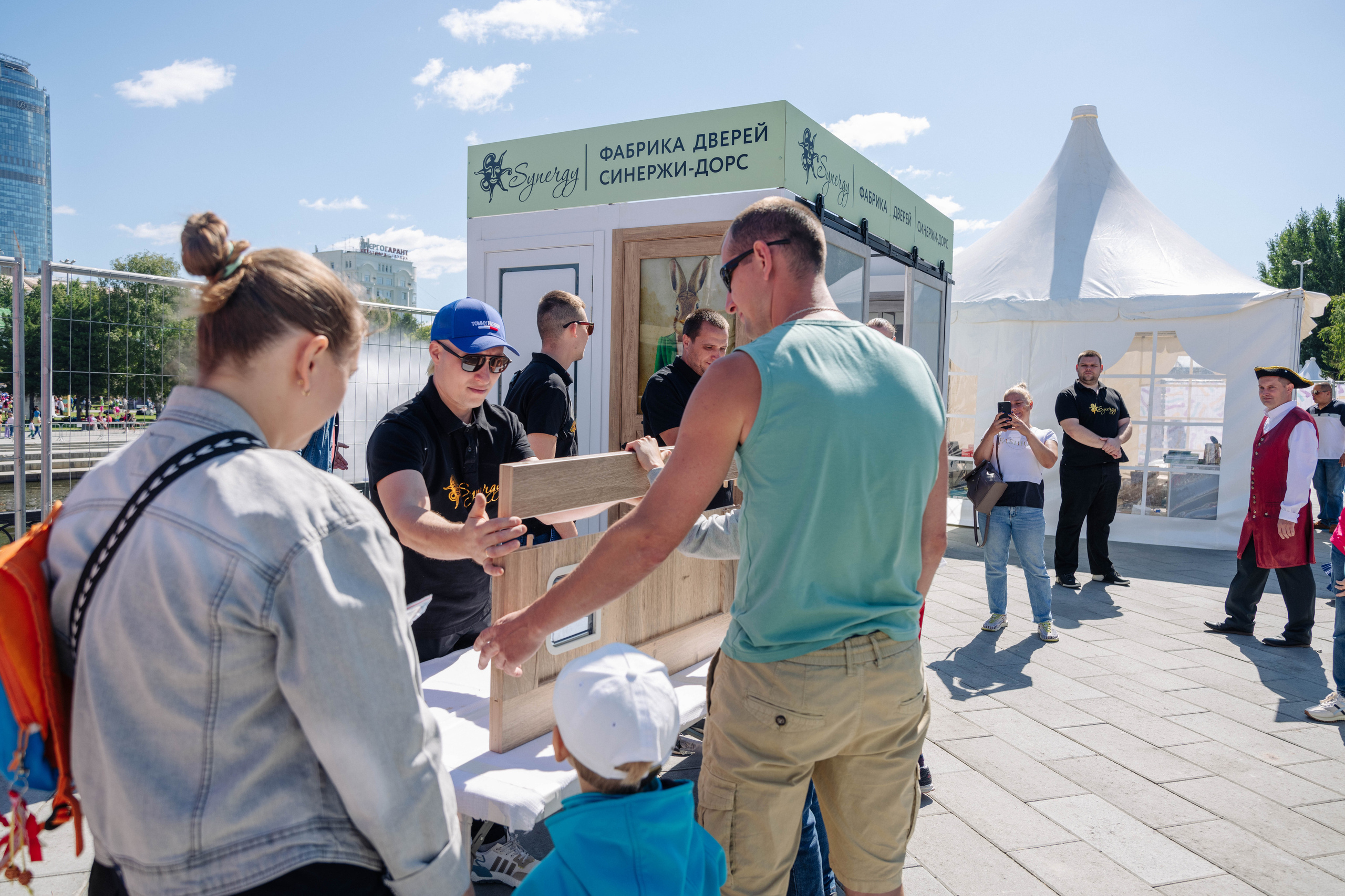 День строителя Синержи Дорс. Фотостудия «Стрекоза»