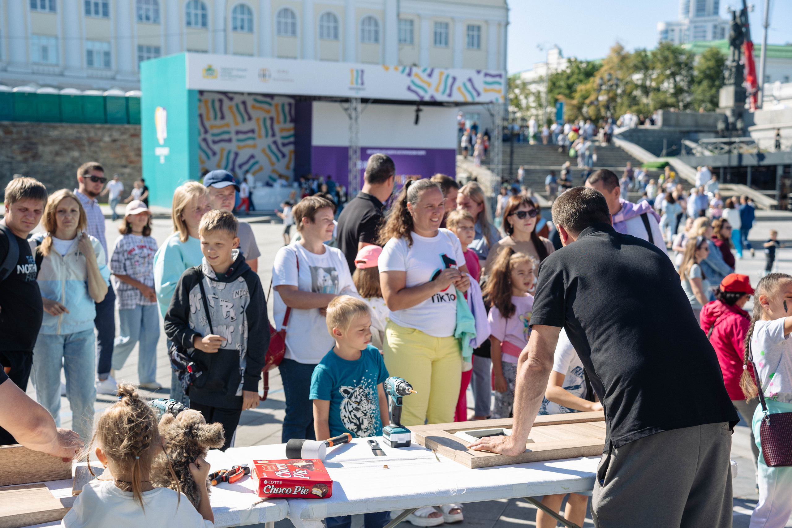 Фоторепортаж с Дня Строителя для Синержи-Дорс. Фотостудия «Стрекоза»
