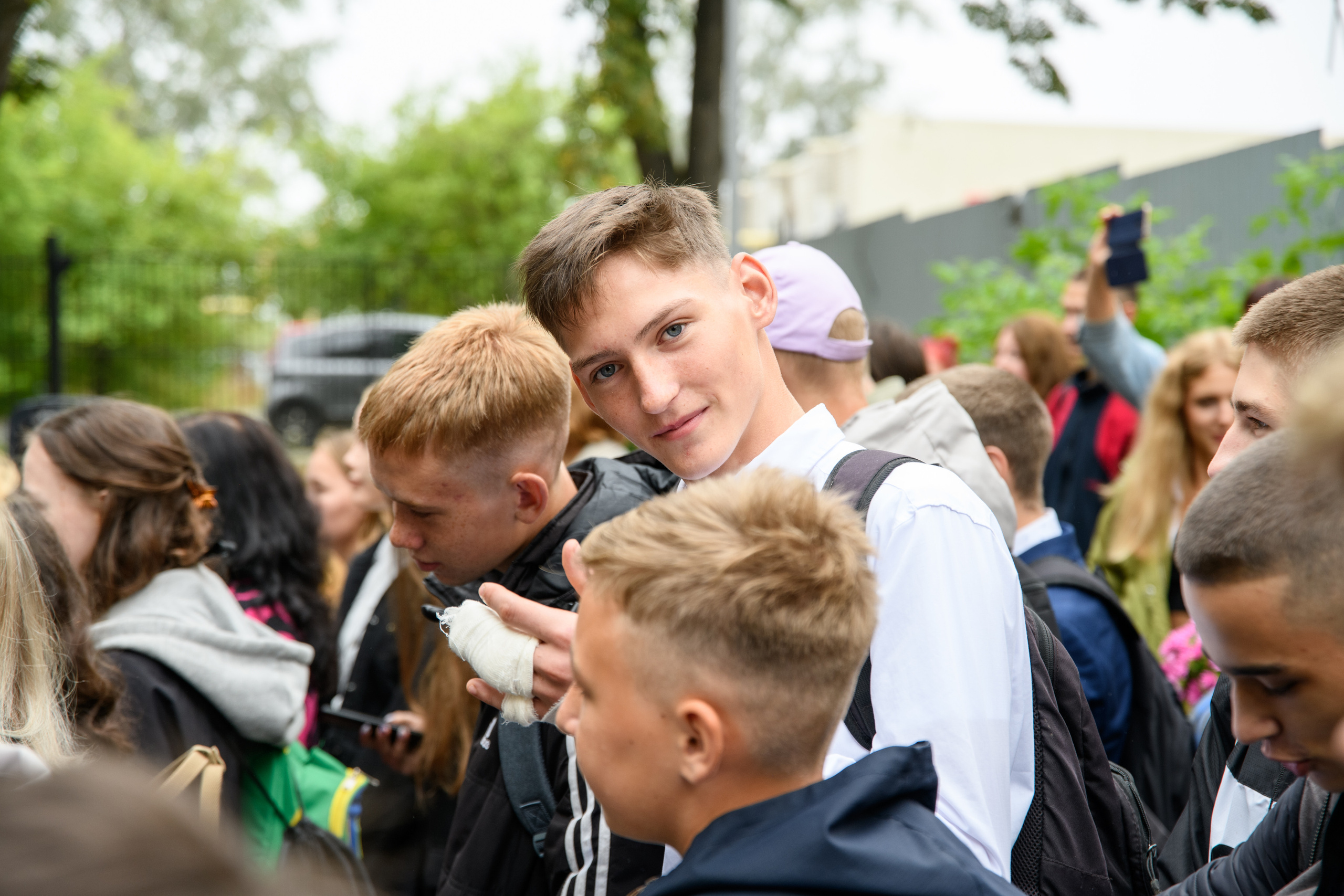 Линейка 1 сентября. Фотостудия «Стрекоза»