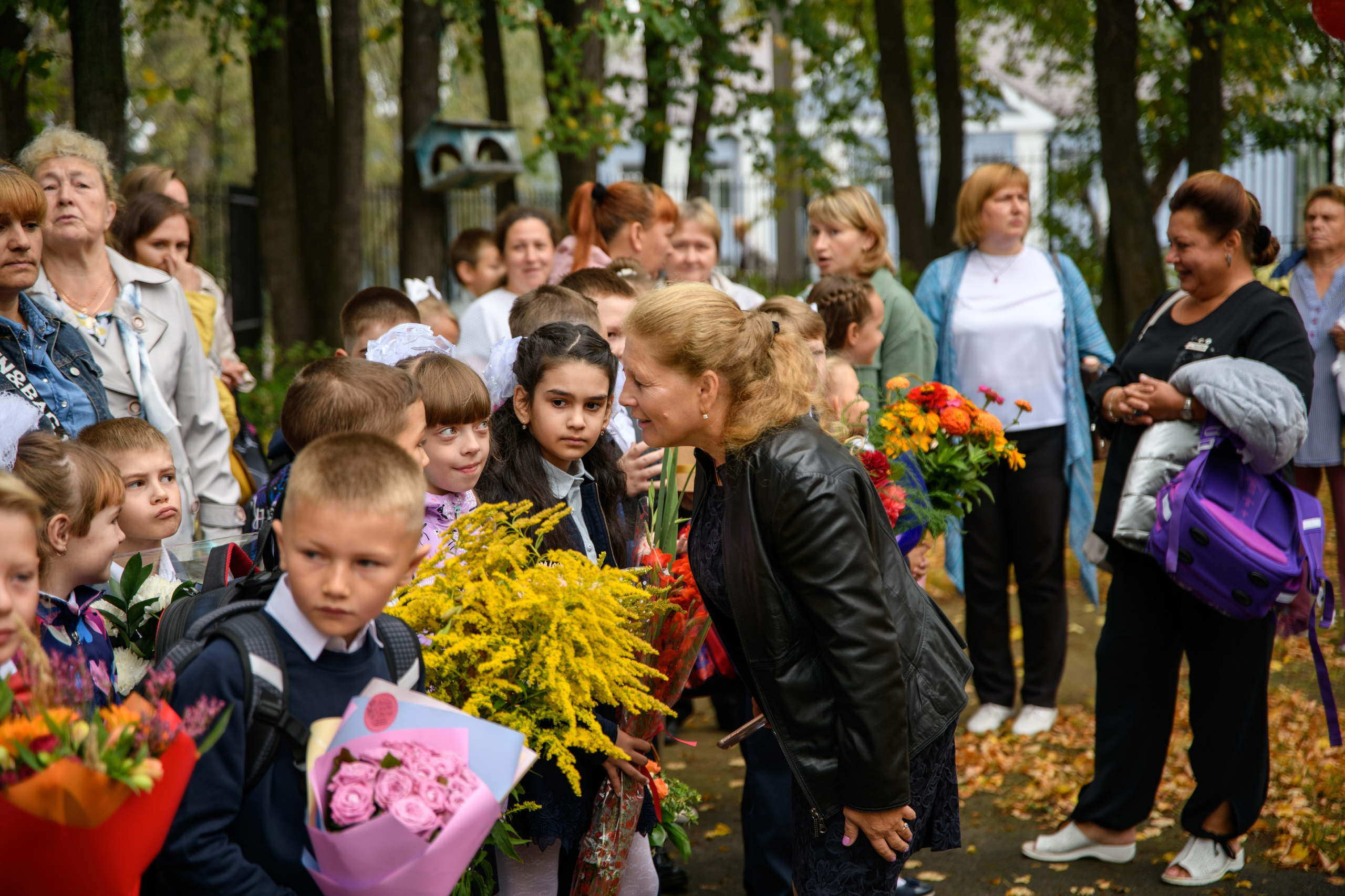 Линейка 1 сентября. Фотостудия «Стрекоза»