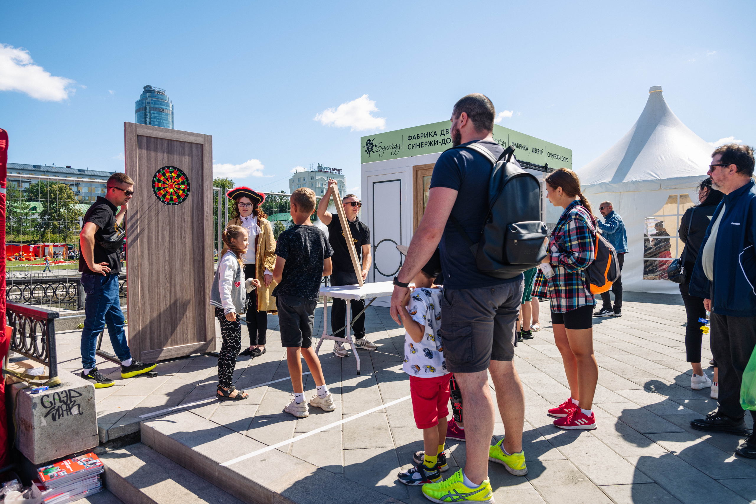 Фоторепортаж с Дня Строителя для Синержи-Дорс. Фотостудия «Стрекоза»