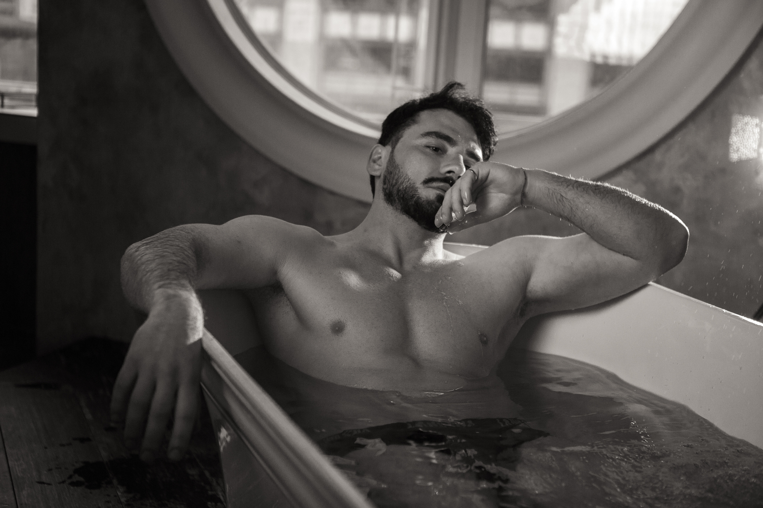 Артур (ч/б). Фотограф Наталия Федосова, г. Москва. TG и Instagram @nataliya_raw