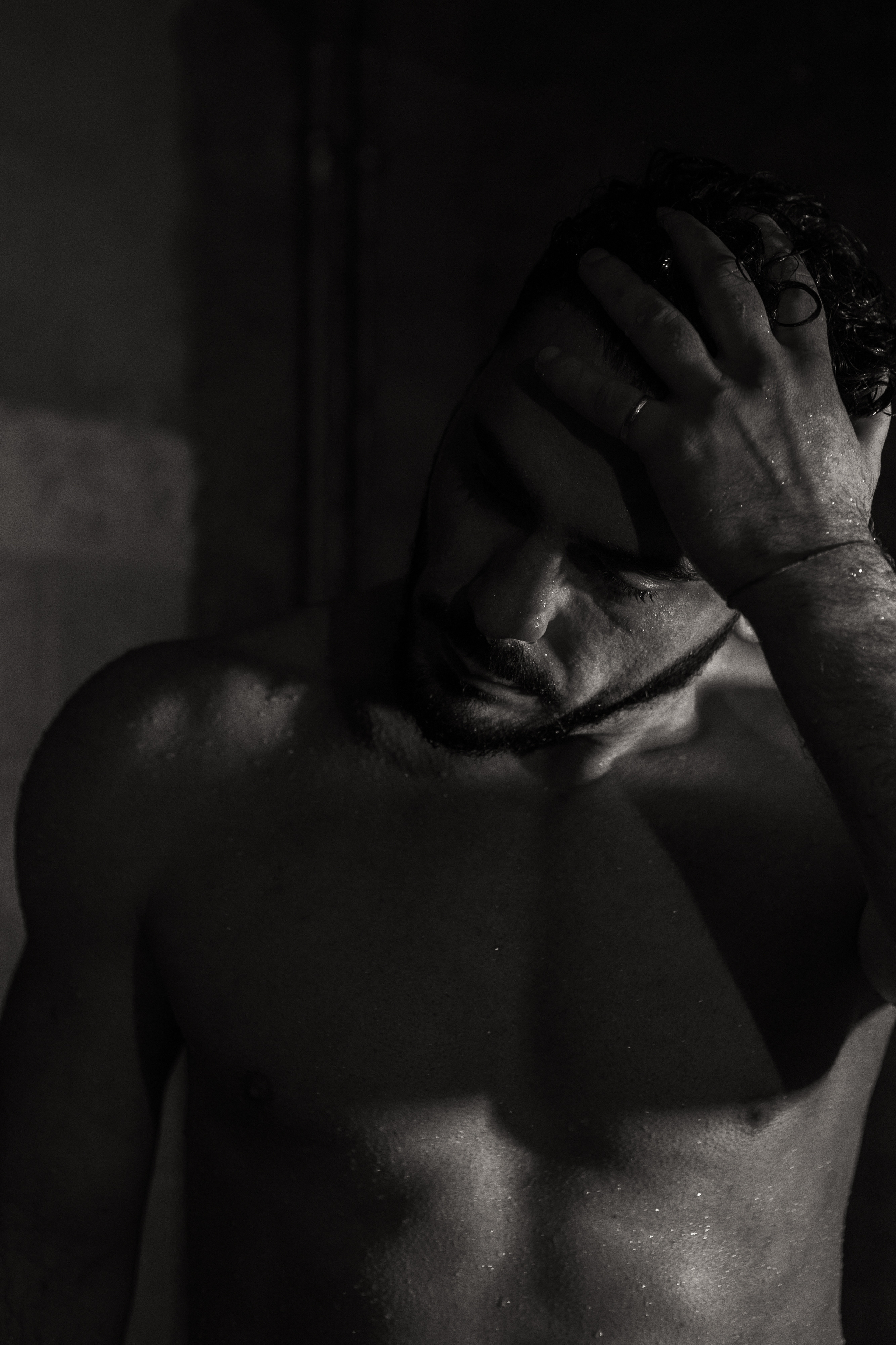 Артур (ч/б). Фотограф Наталия Федосова, г. Москва. TG и Instagram @nataliya_raw