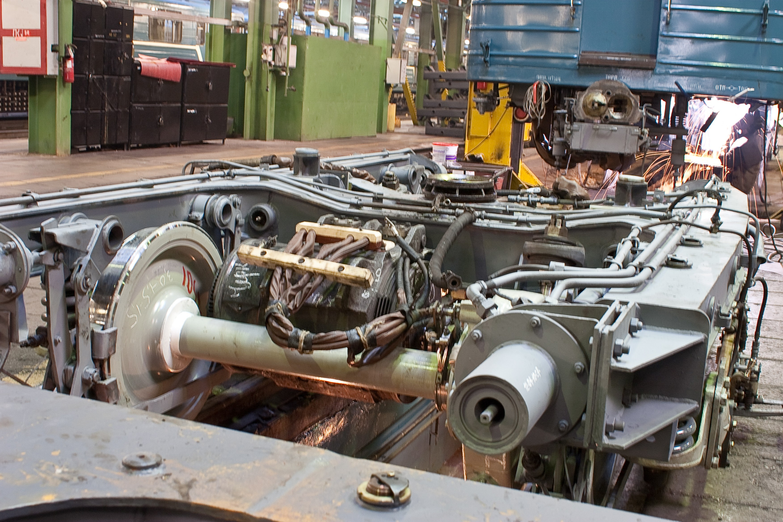 Место где чинят поезда. Электродепо «Черкизово», образца 2010 года. Илья Михачёв Фотограф ПРО людей