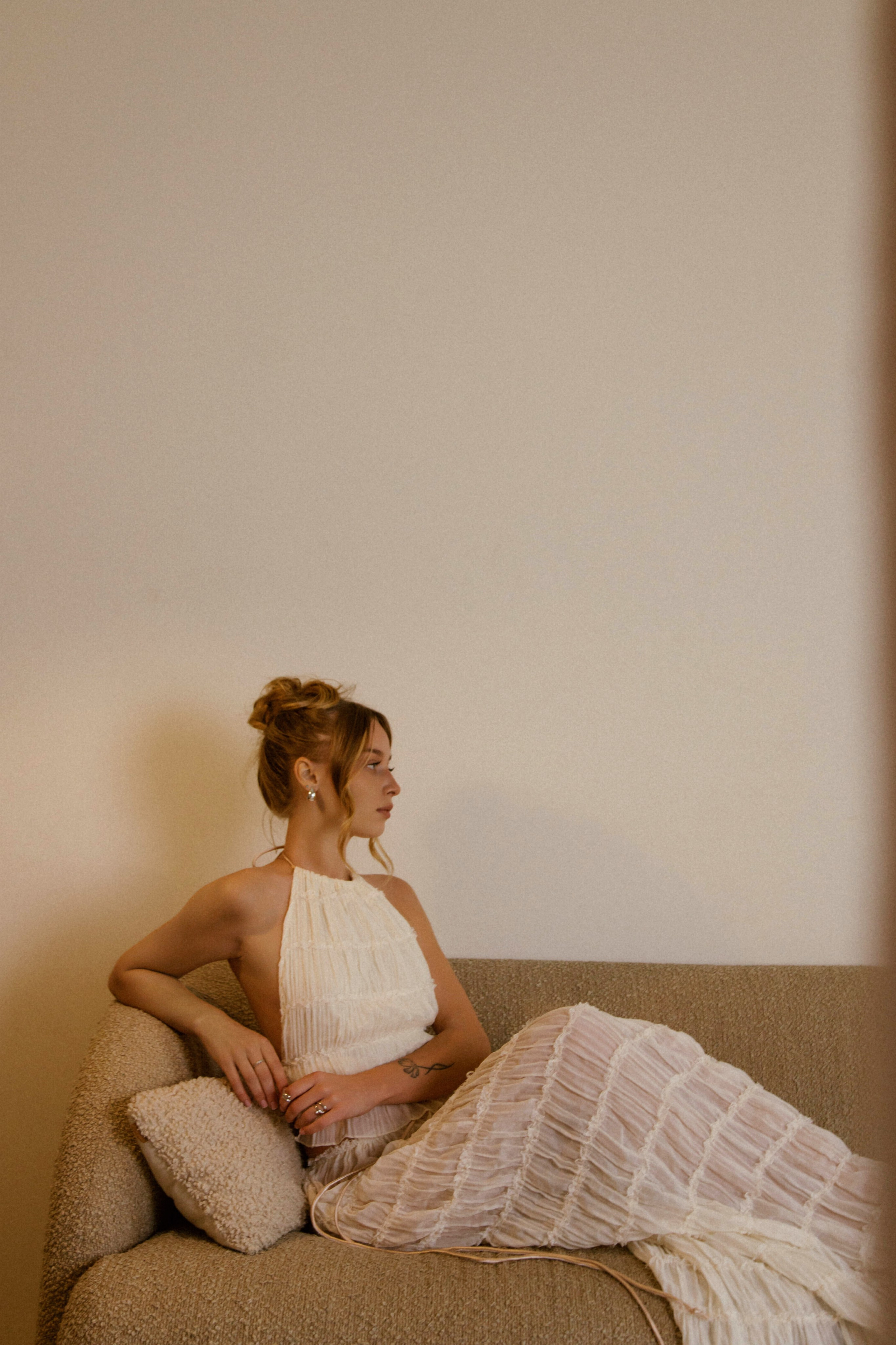 Ангелина. Съемка в квартире. Фотограф Ксения Третьякова, Санкт-Петербург