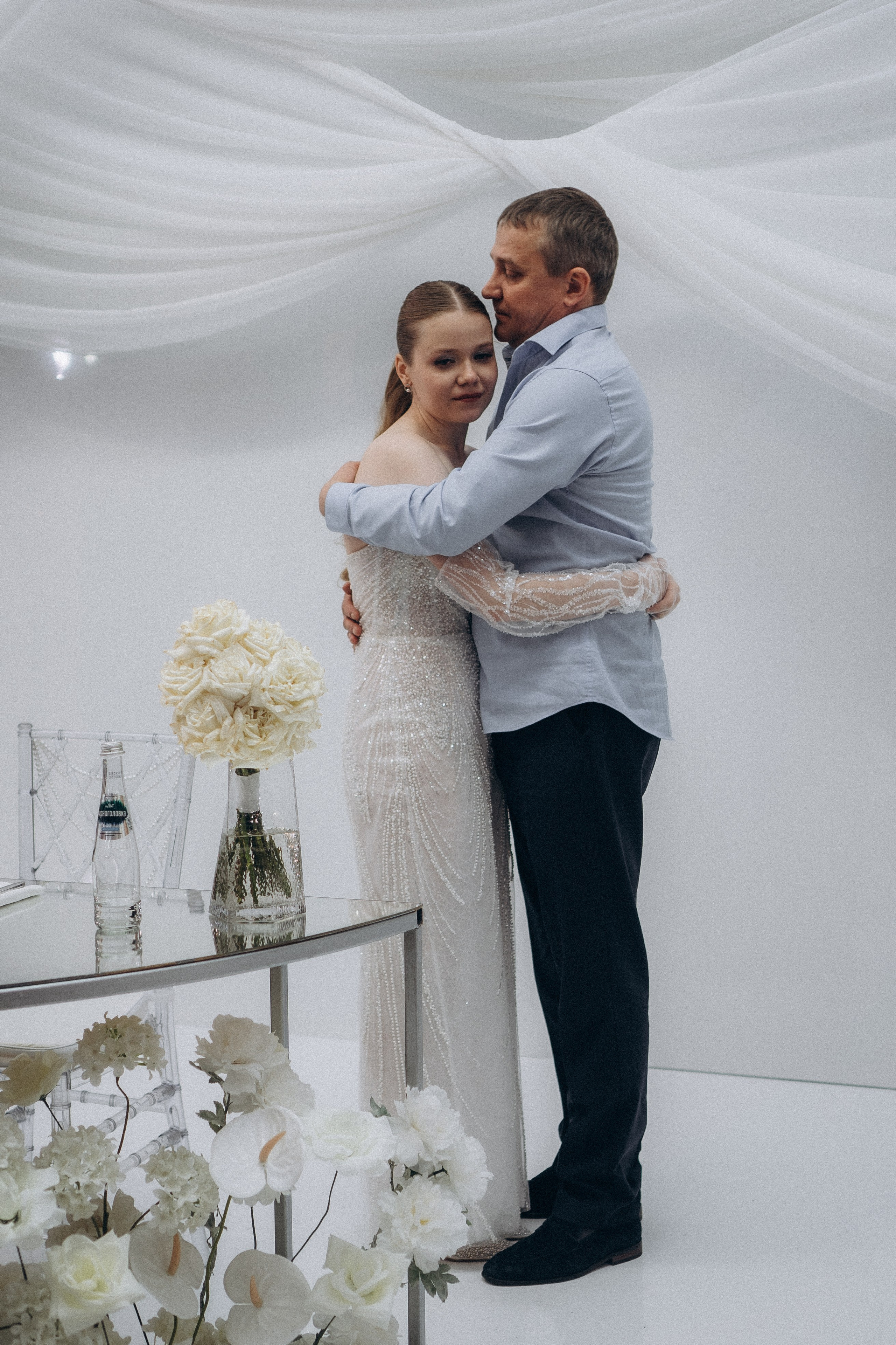 СВАДЕБНАЯ СЬЕМКА СБОРОВ В ОТЕЛЕ И ВЫЕЗД НА ЦЕРЕМОНИЮ (СНЯТО В СИБИРЕ В НИЖНЕВАРТОВСКЕ). Профессиональный фотограф, Санкт-Петербург — Виктория Богомолова