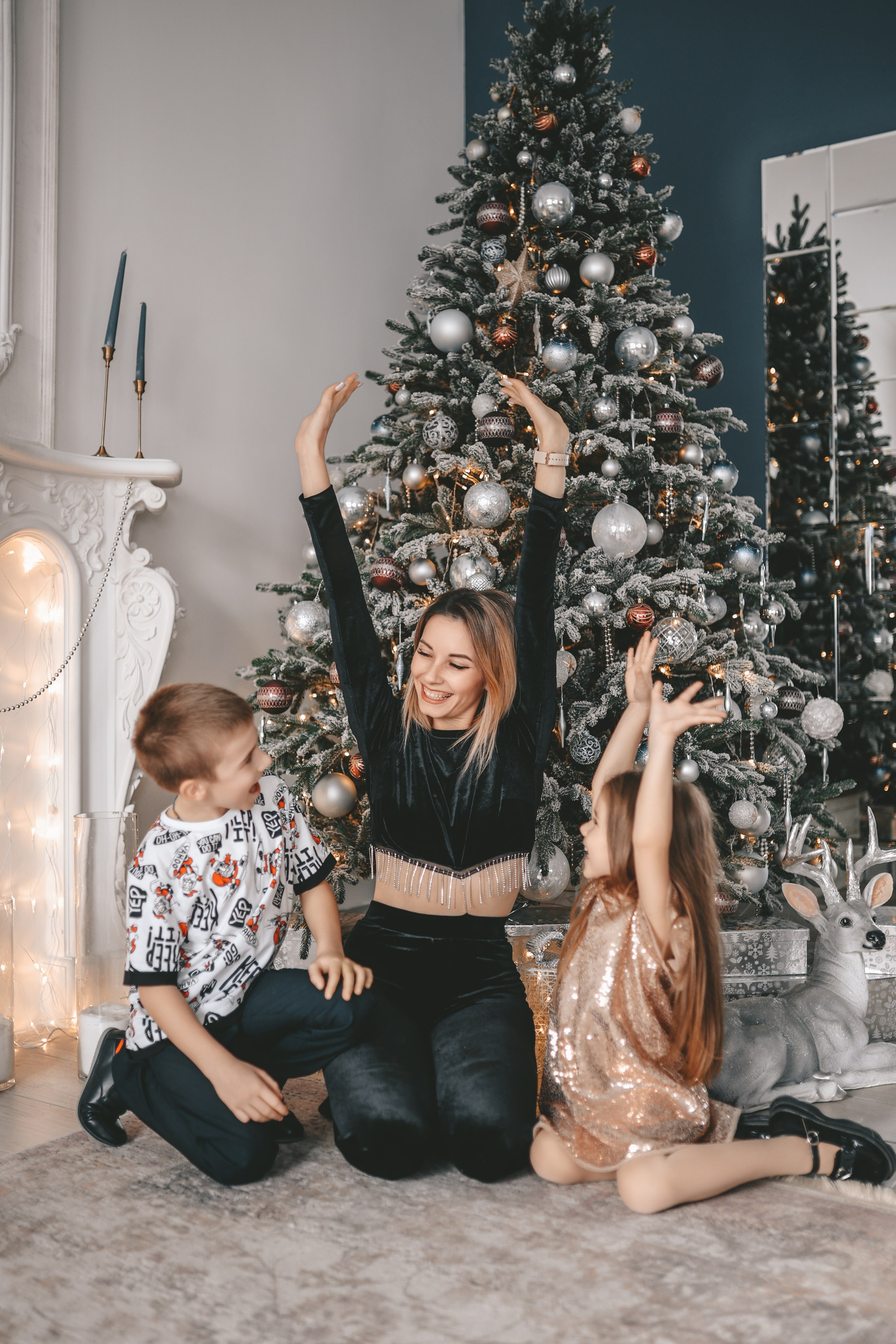 Счастье у ёлки. Мария Добычина — профессиональный фотограф Крыма, Ялты и Севастополя