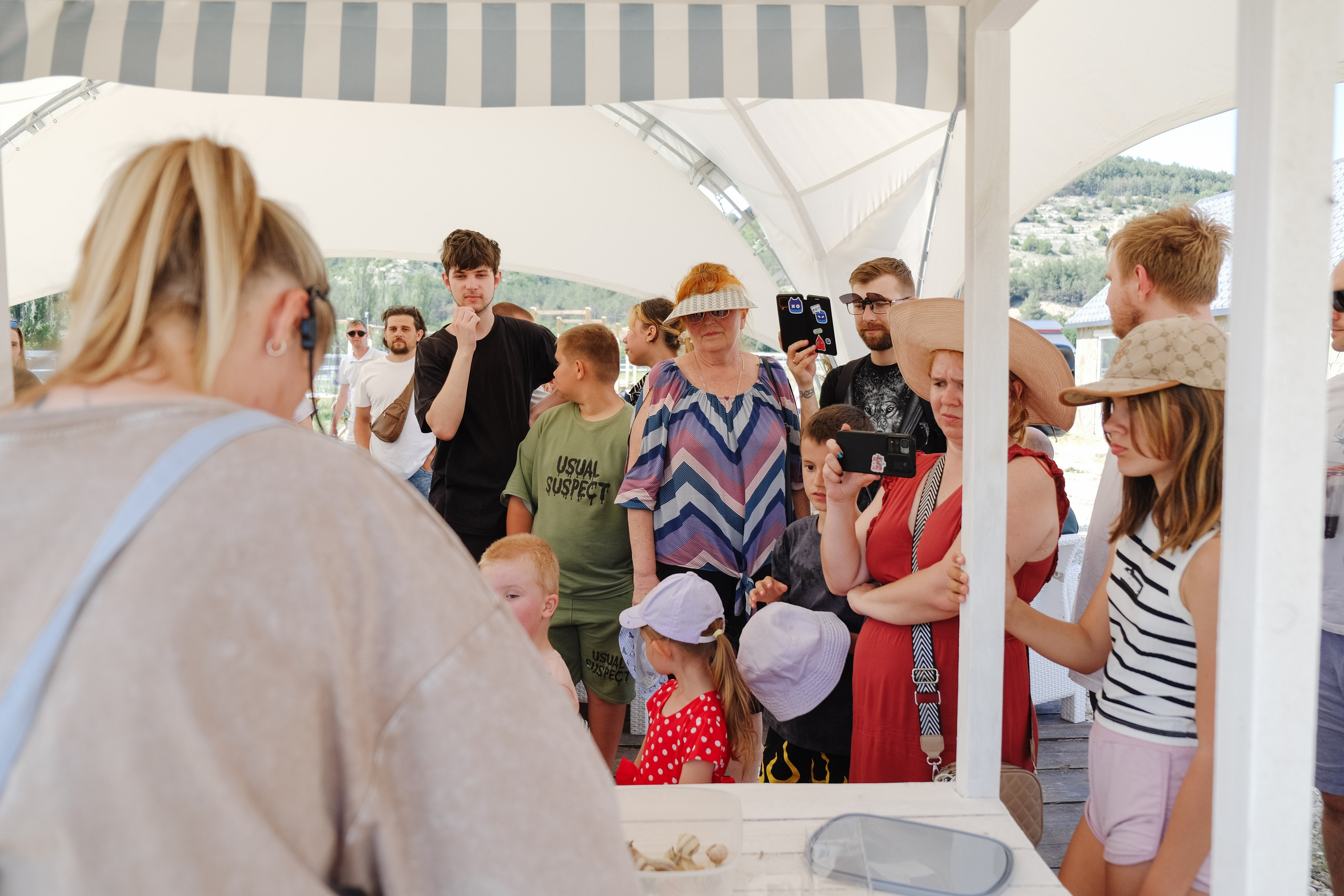 Репортаж на ферме. Профессиональная фотосъемка в Крыму. Натуральные эмоции и живые кадры. Забронируйте дату прямо сейчас!