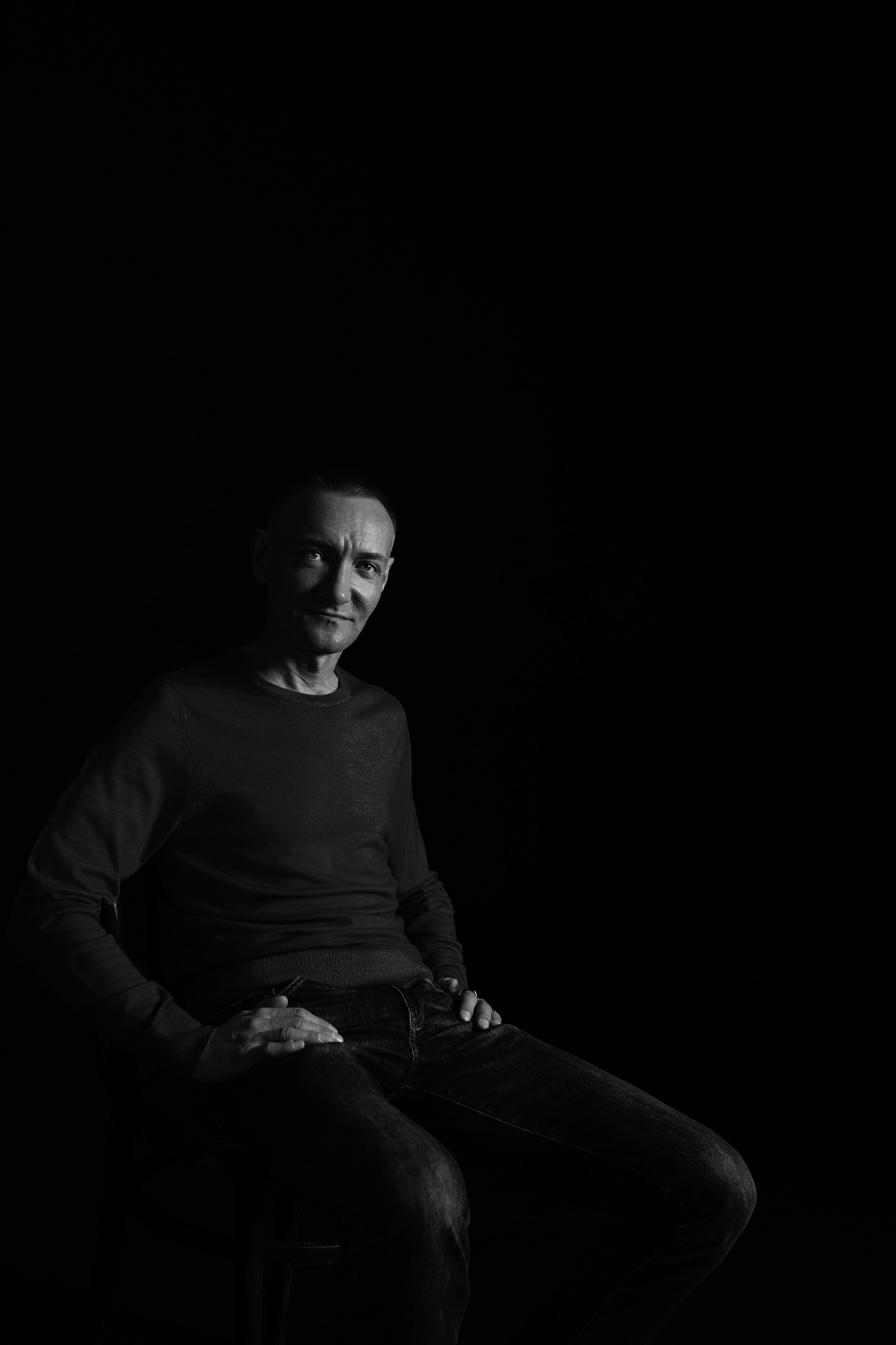 Андрей, чб съёмка в студии. Фотограф Наталия Федосова, г. Москва. TG и Instagram @nataliya_raw