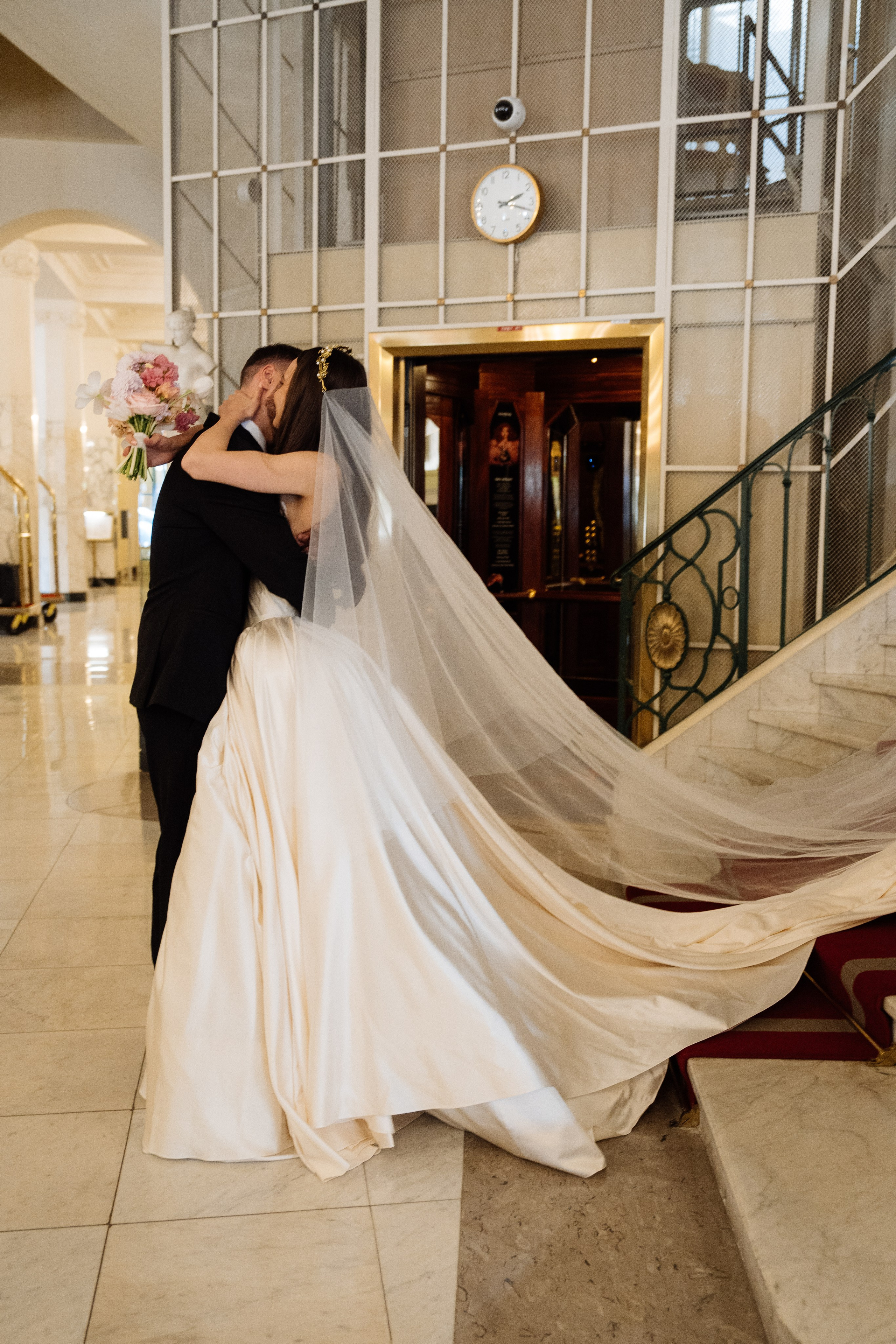 Свадьба в астории. Свадебный фотограф организатор в Санкт-Петербурге Ассоль Опарина