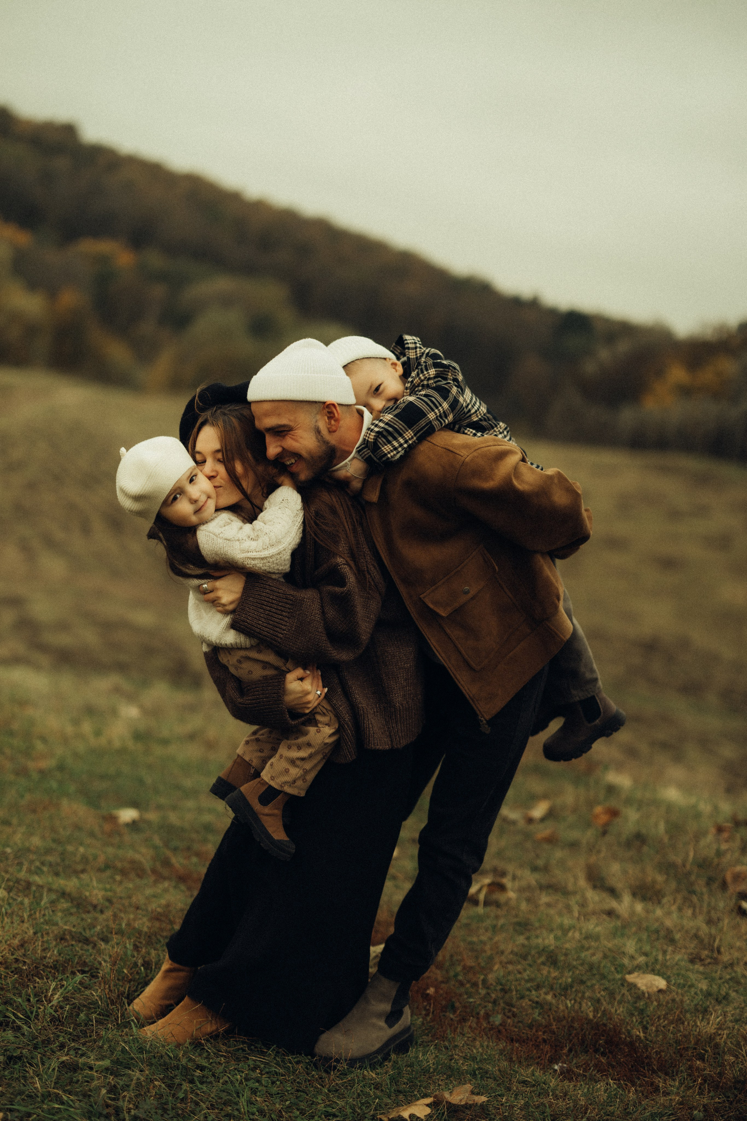 Света, Дима, Сара, Лев. Семейный фотограф Оля Гладченко
