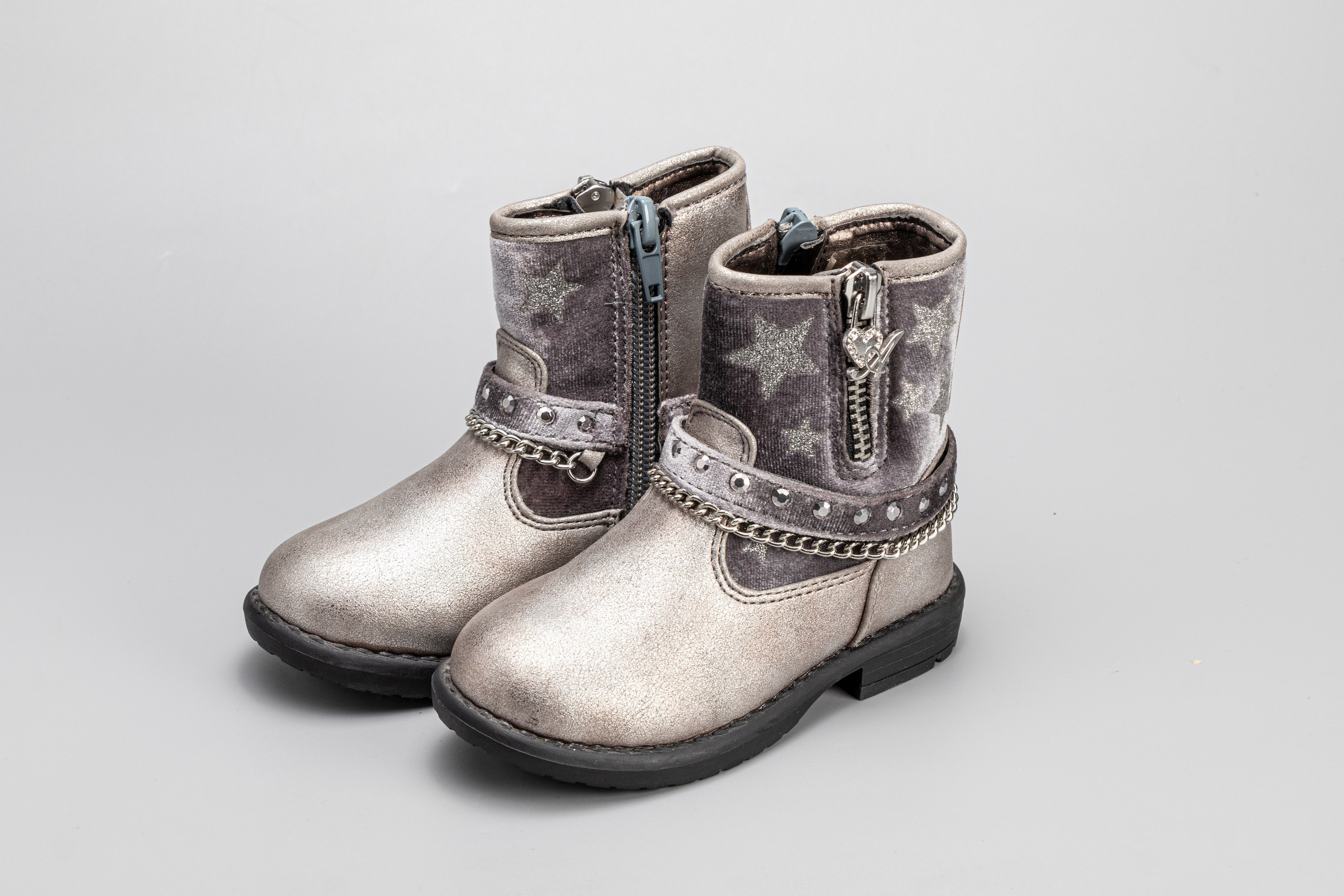 Фотосъемка для маркетплейсов. Профессиональный фотограф в Астане