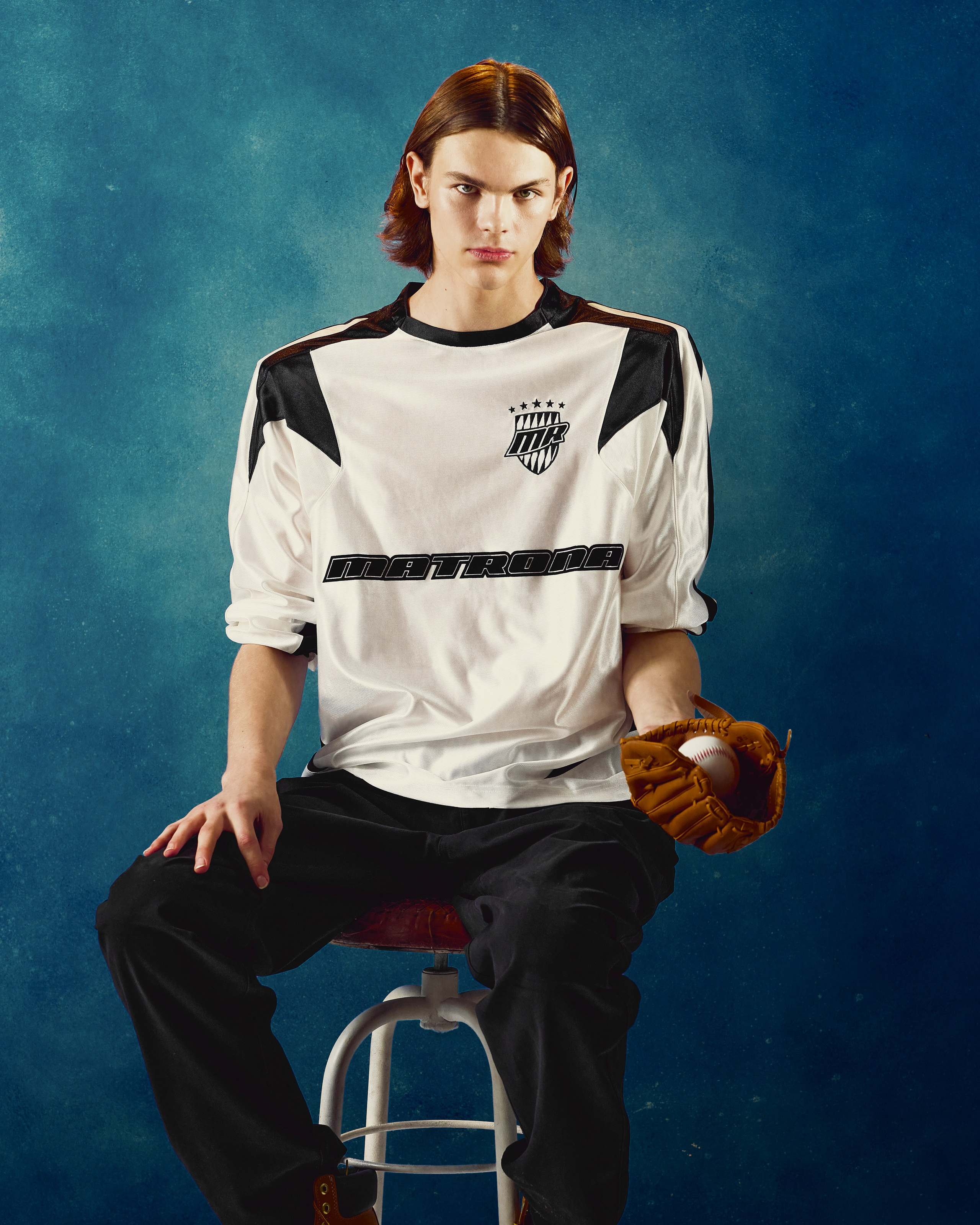 Matrona back to school. Святослав Лебедев | Рекламный фотограф — Коммерческая съемка, Арт-дирекшн, AI-интеграция