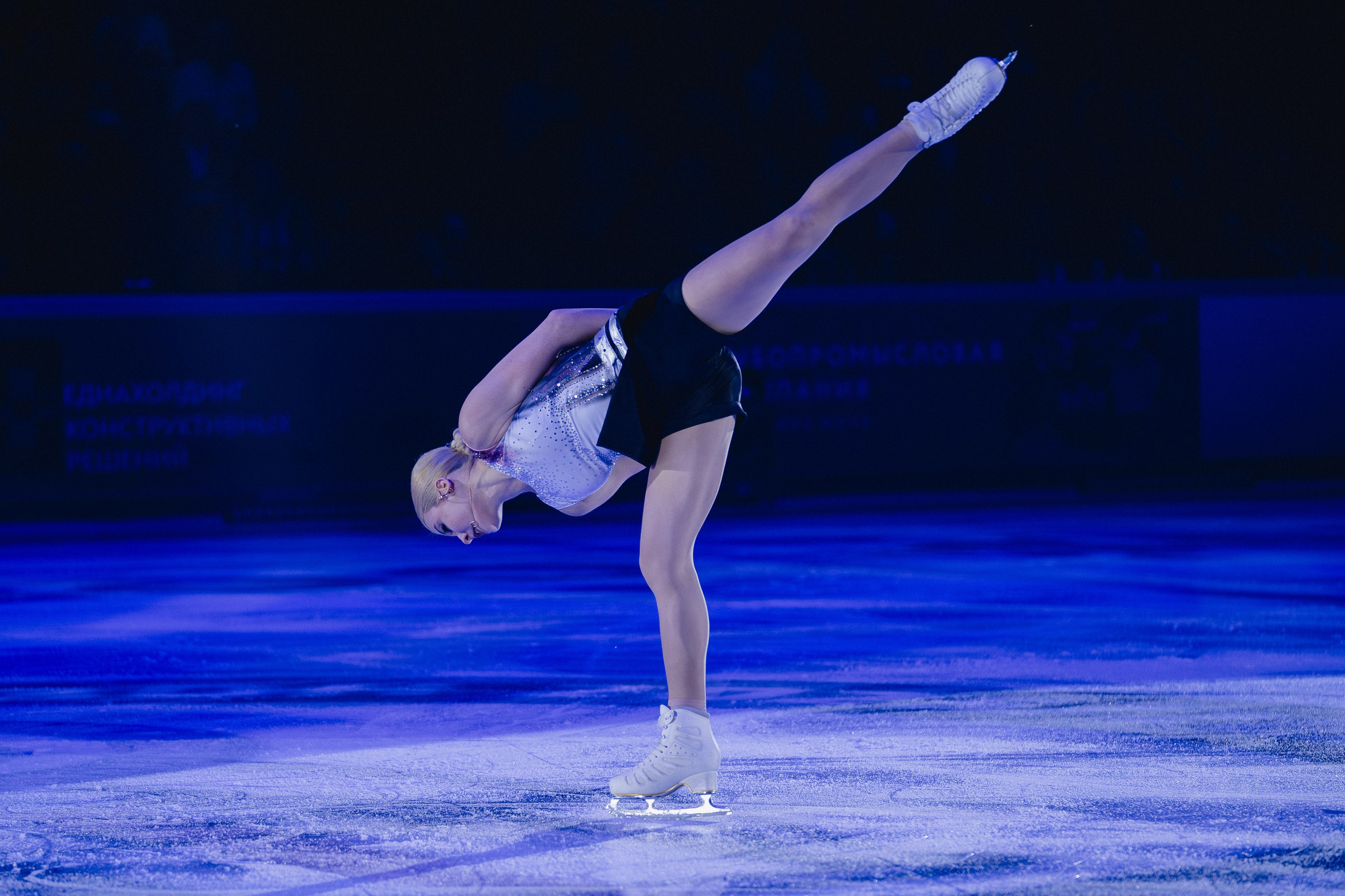 Шоу Этери Тутберидзе в Новосибирске. Воробьева Ксения — Спортивный и танцевальный фотограф Новосибирск