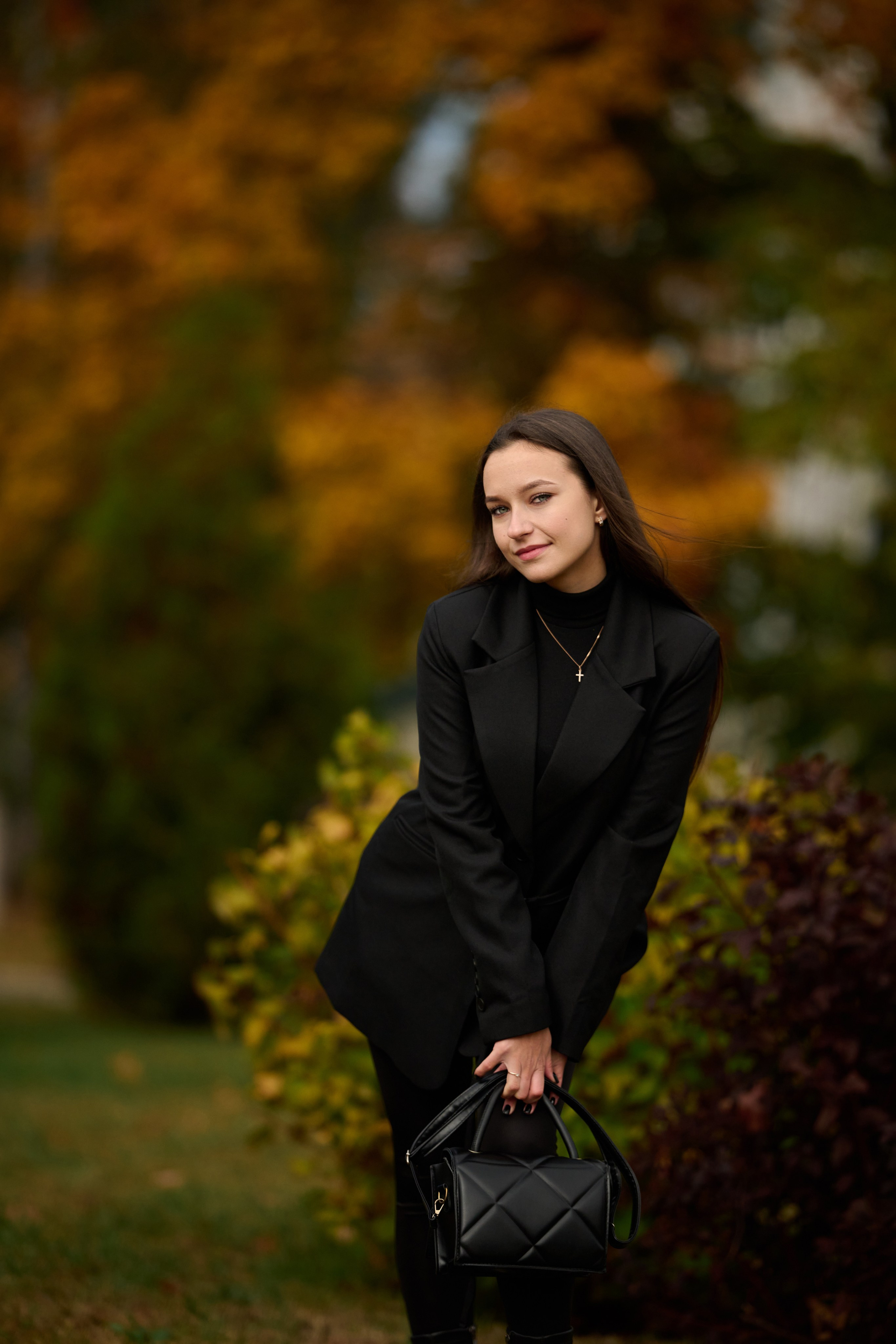 Фотосессия в осенних красках города. Профессиональный фотограф Старый Оскол, Губкин — свадьба, венчание, крещение, юбилей и день рождения