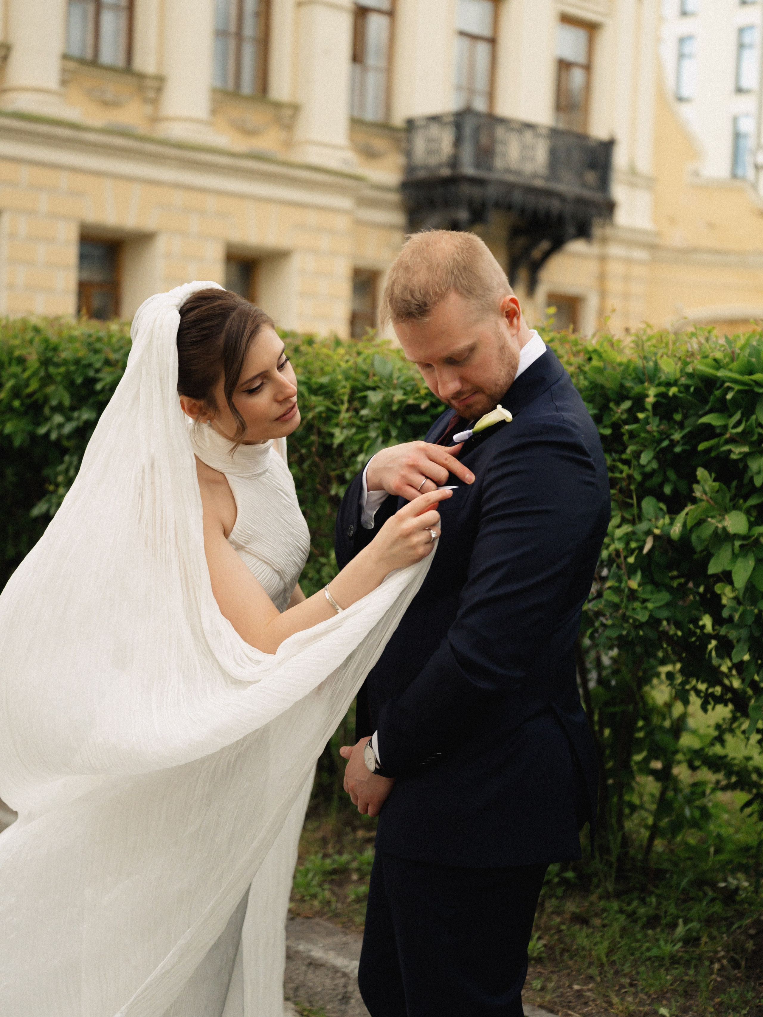Библиотека Пушкина. Диана и Максим. Свадебный фотограф Колотовкина Валентина Москва