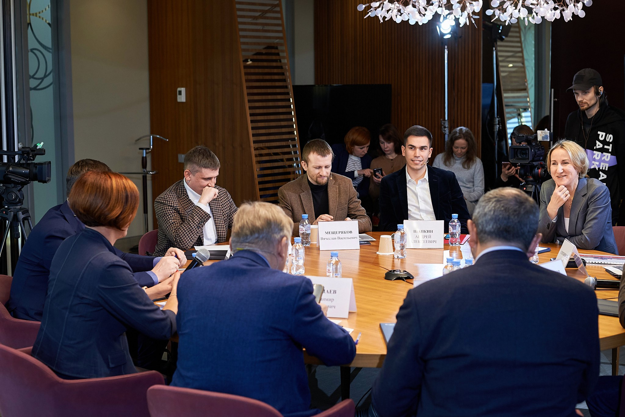 Кредитная игла. Иван Ступа, репортажный фотограф в Санкт-Петербурге и Ленинградской области