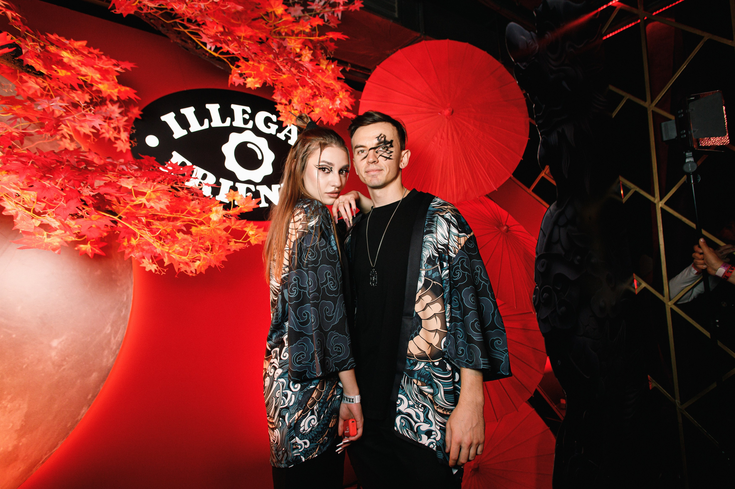 ILLEGAL FRIENDS | ASIA. СВОИ. ФОТООТЧЕТЫ-СОБЫТИЯ-МЕСТА