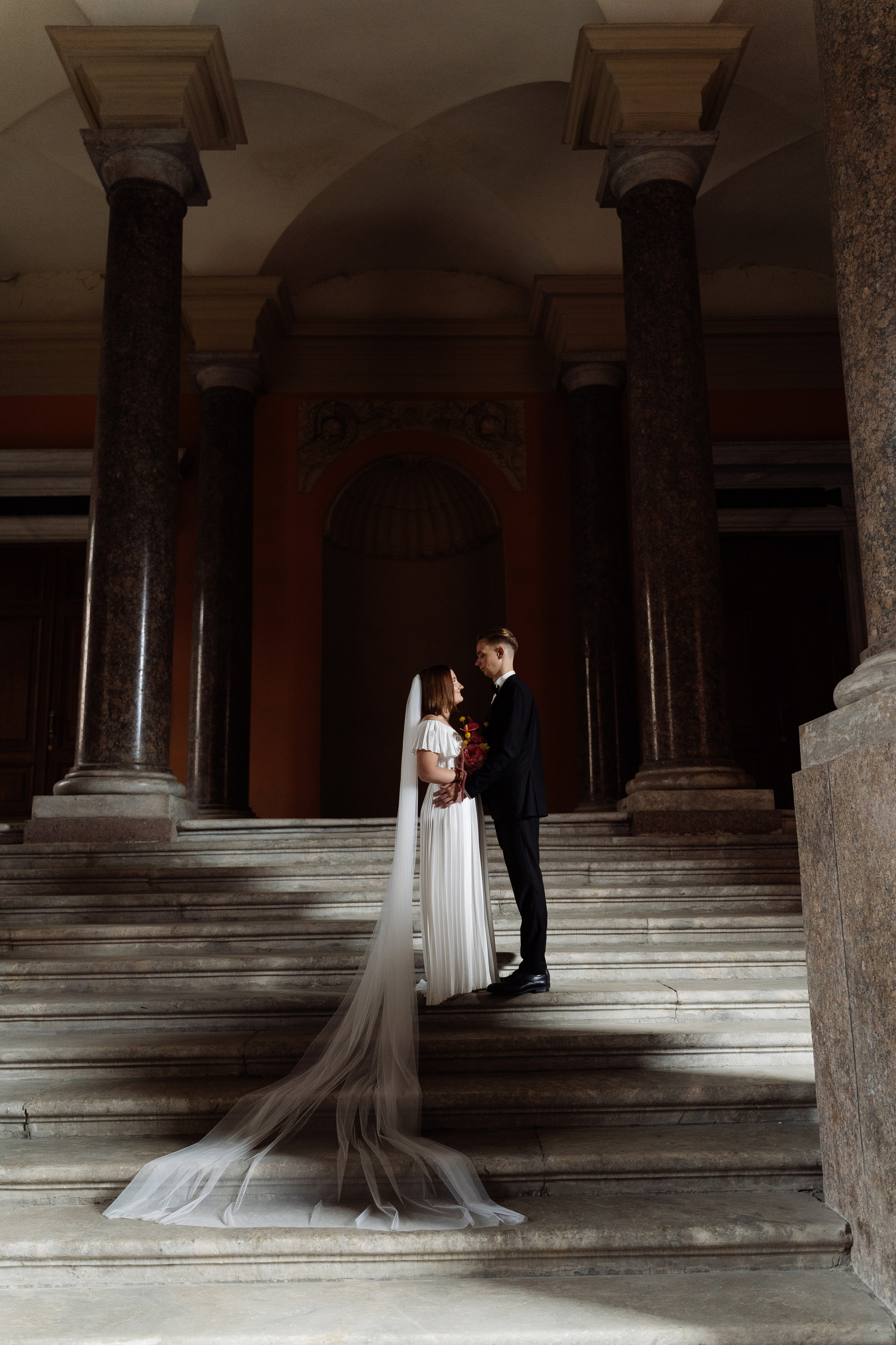 Свадьба на крыше Петербурга. Свадебный фотограф организатор в Санкт-Петербурге Ассоль Опарина