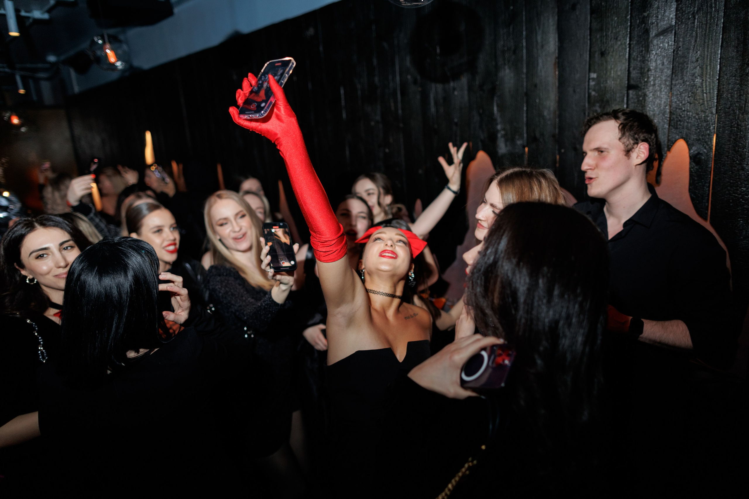 New Year Подружки 23/2024. Свадебный, портретный и репортажный фотограф Дмитрий Карпов