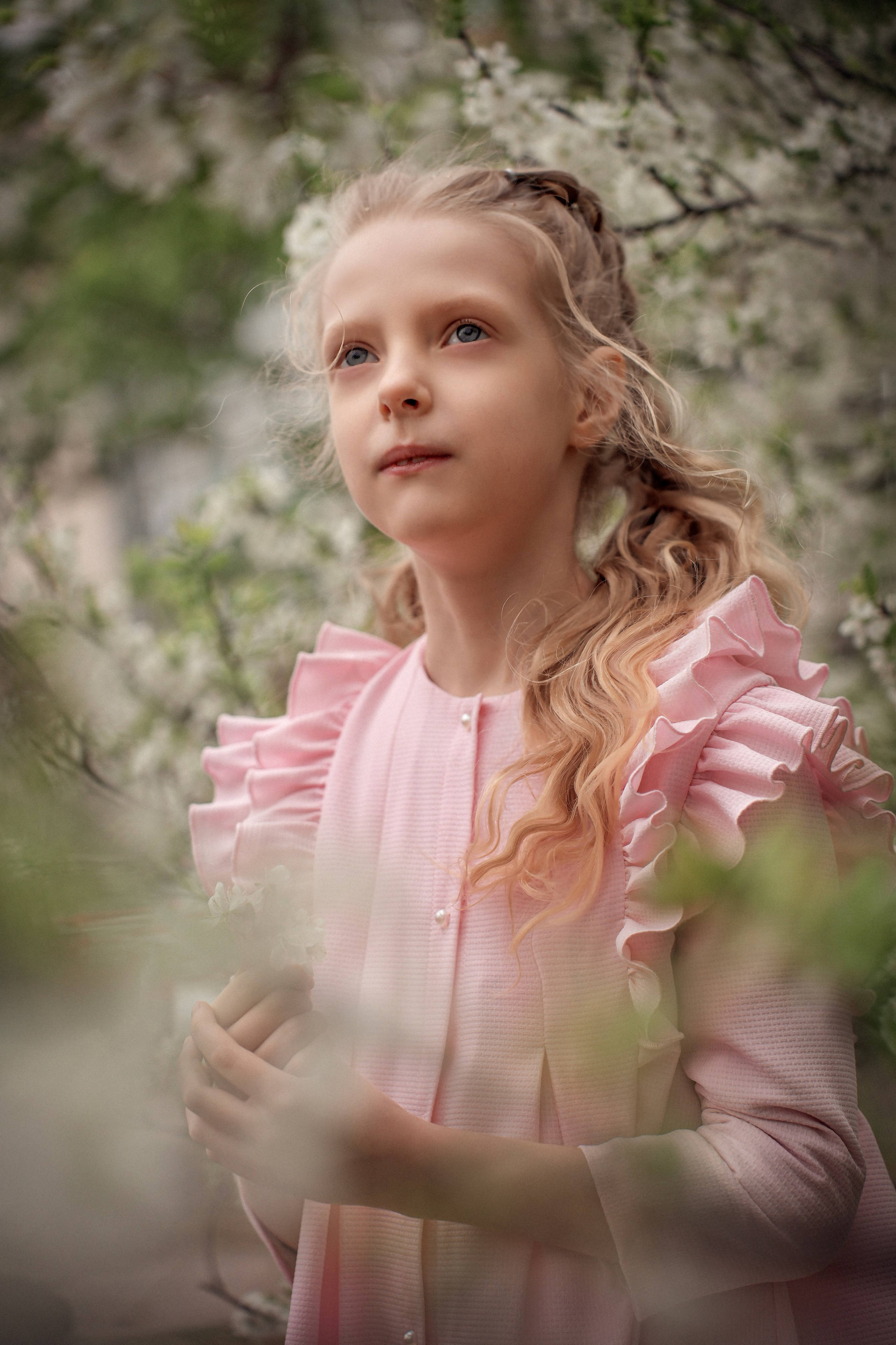 Детский весенний портрет в Красногорске. Фотограф Ольга Чувалдина Москва