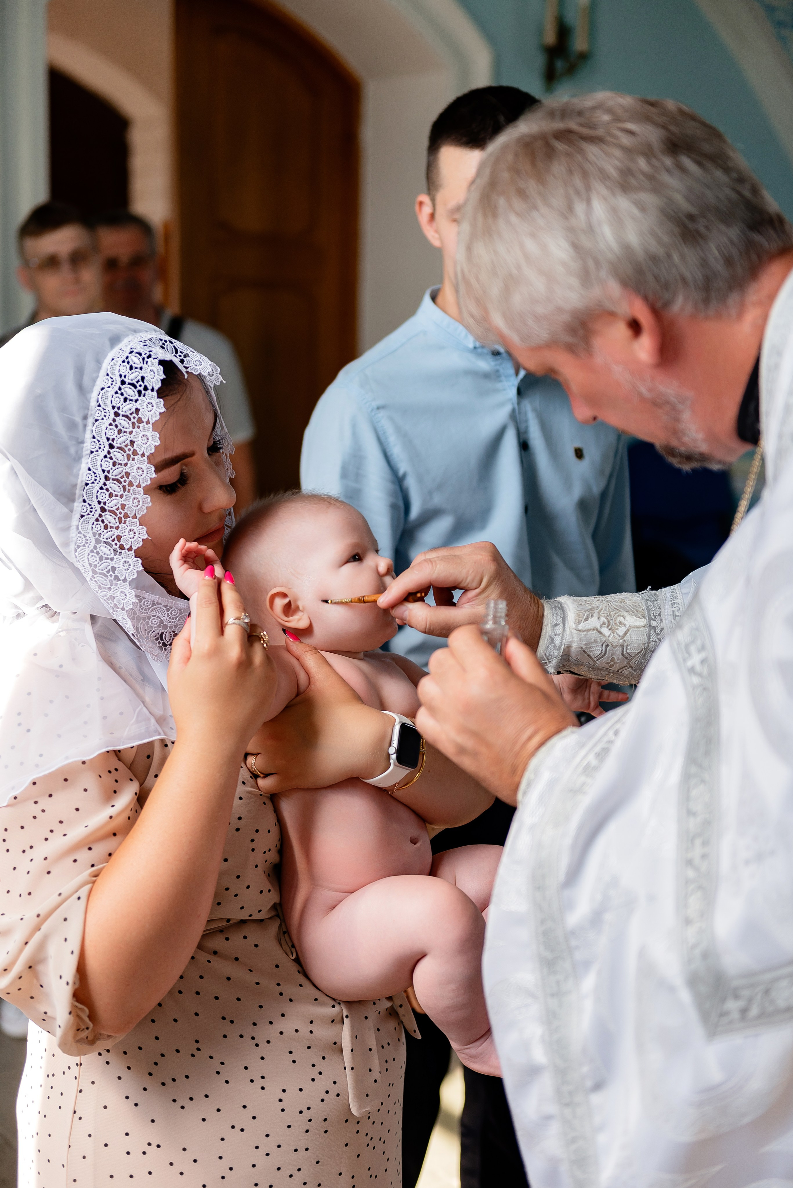 Крещение Ясеньки. Фотограф Татьяна Иванчикова