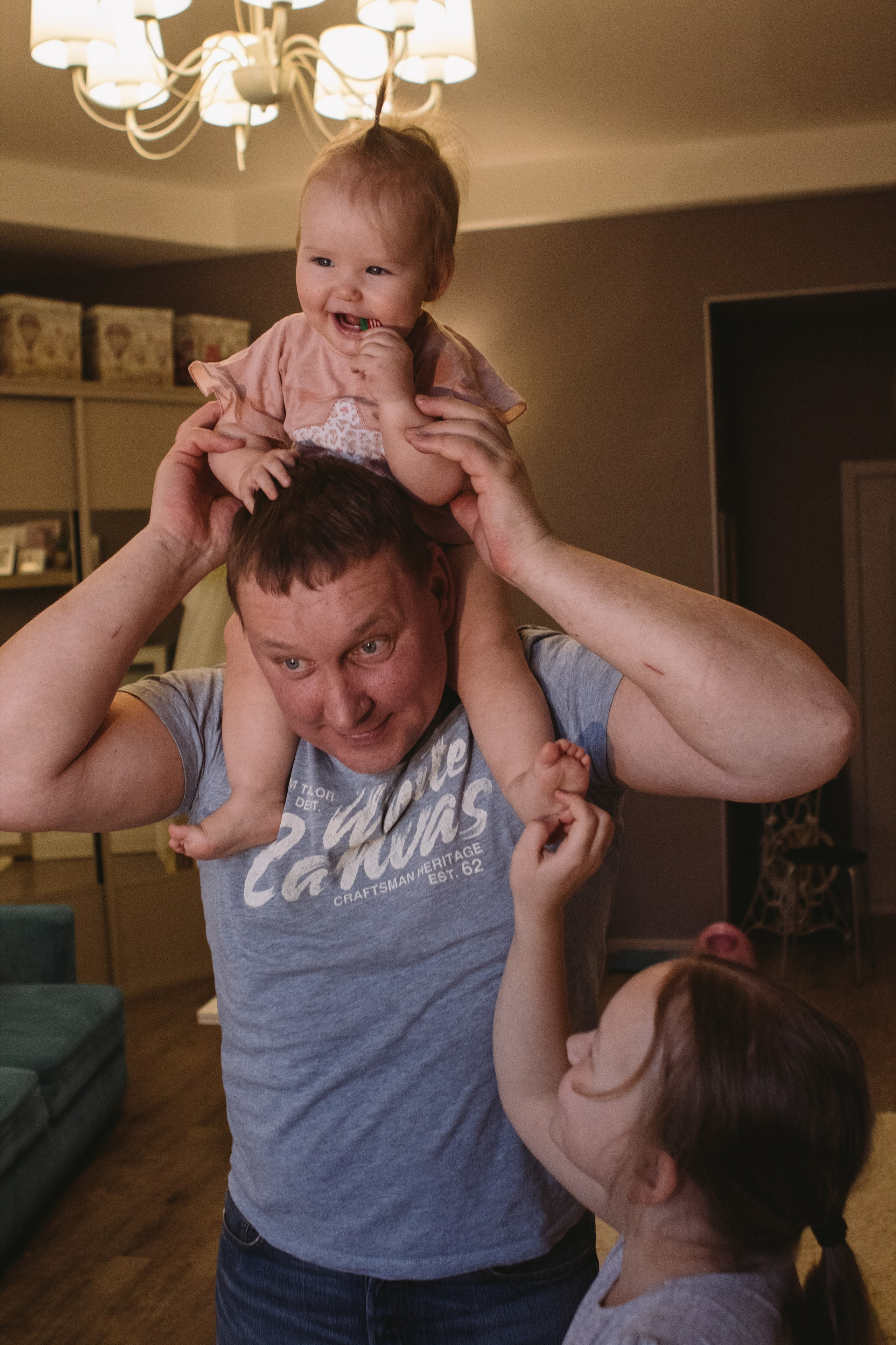 Домашняя семейная съемка. Репортажный фотограф в Санкт-Петербурге. Фотограф на мероприятие в СПБ