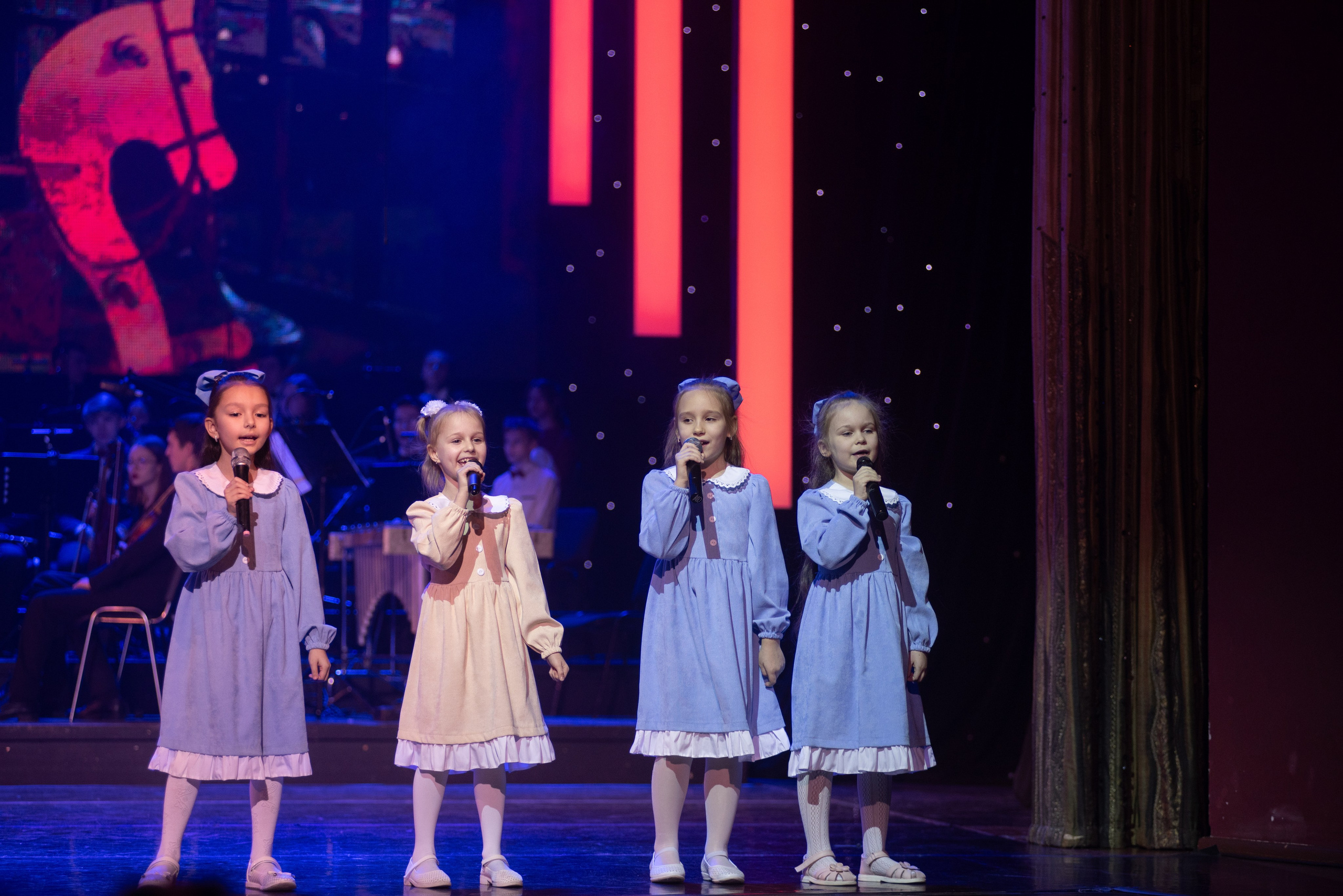 Отчетный концерт ДШИ «Гармония» «Зимняя гармония». Фотограф новорожденных, семейный детский в Тюмени Татьяна Морозова