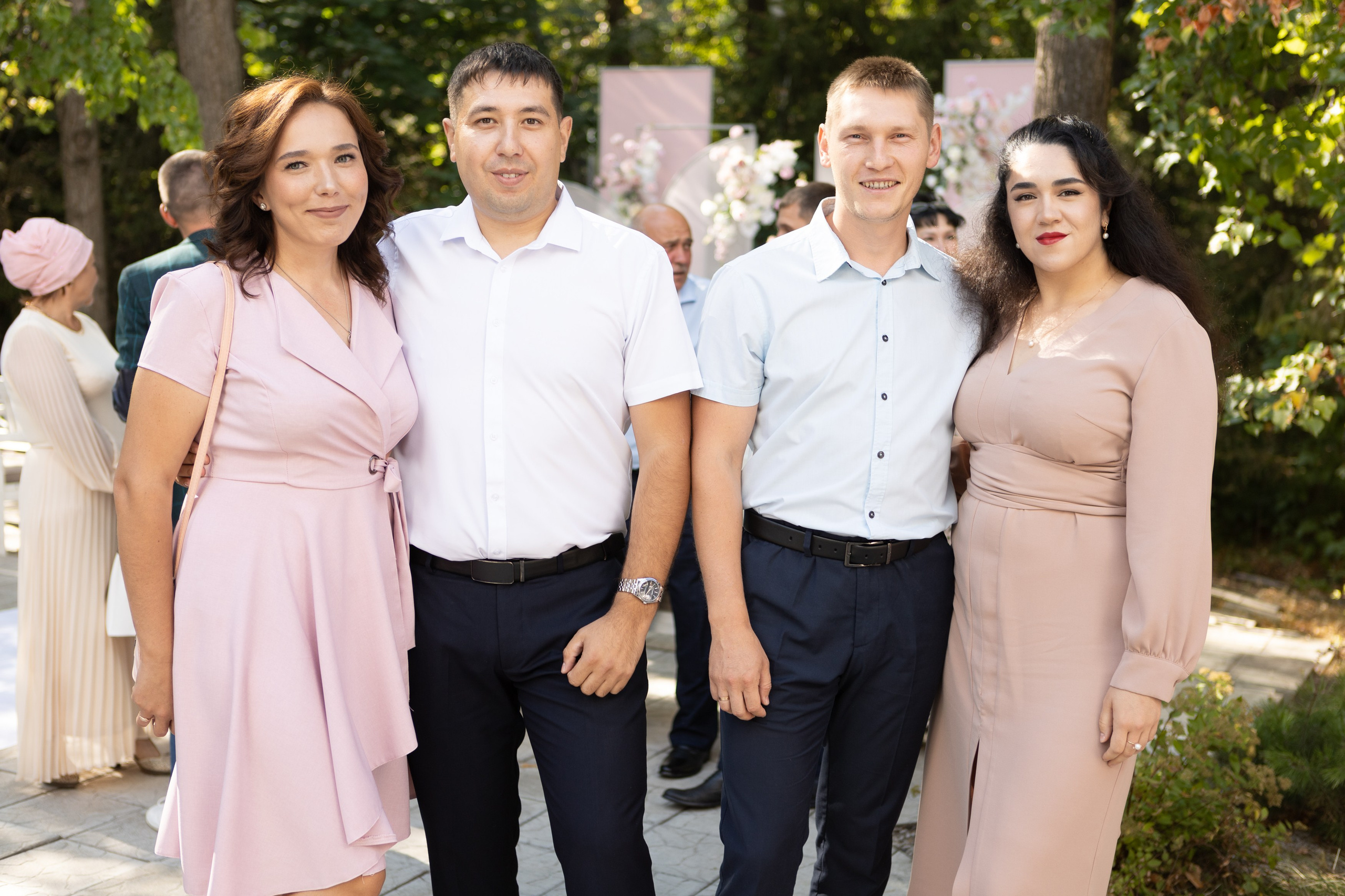 Свадебный фотограф Уфа — Руслан ГабдлисламовЖивые эмоции, красивые кадры, воспоминания на всю жизнь.Работаю по всей Республике Башкортоста. Свадебный фотограф Уфа Руслан Габдлисламов