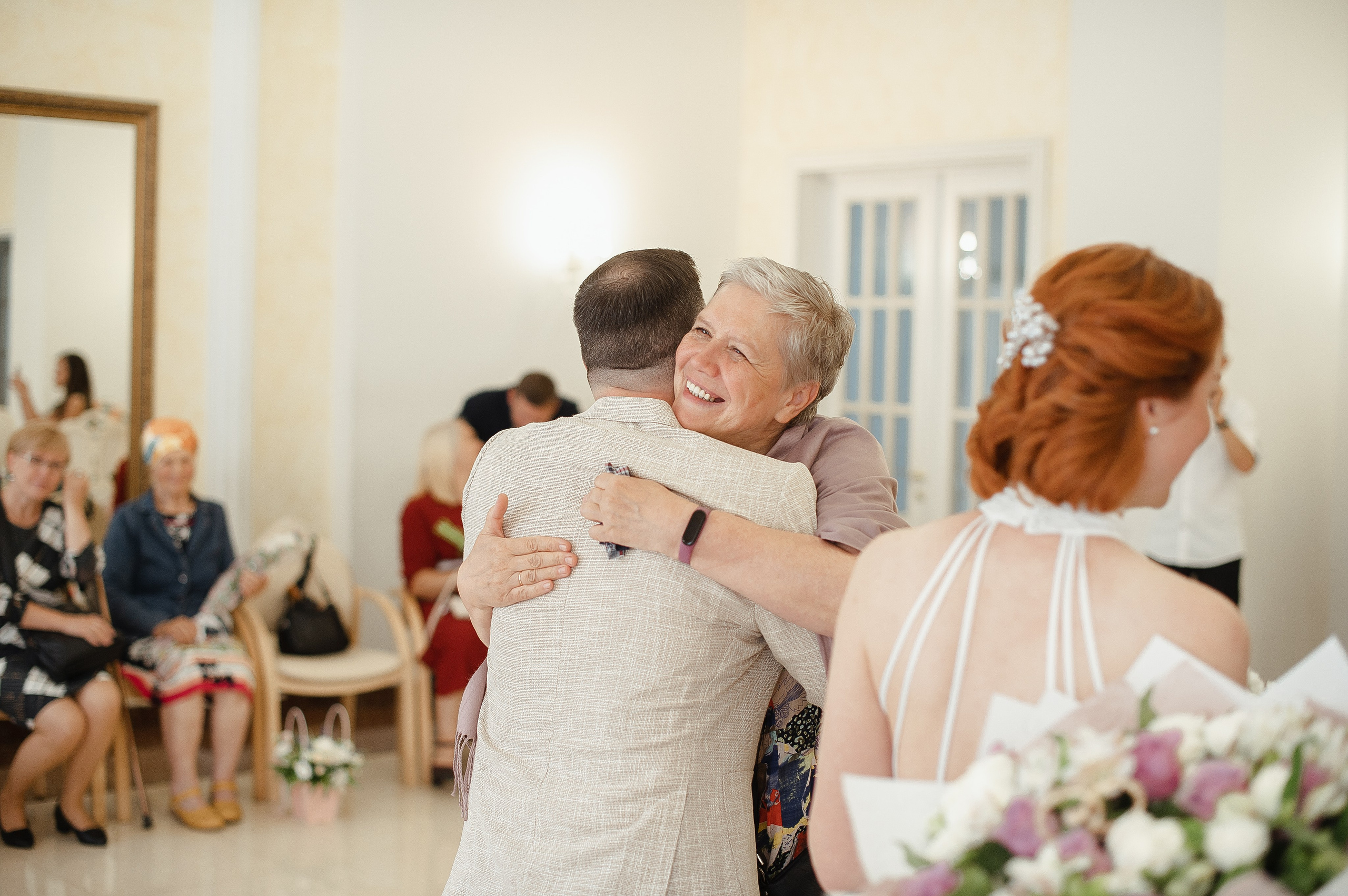 Свадебная фотосессия по историческому центру города Ярославль. Свадебный фотограф в Ярославле Денис Медоваров