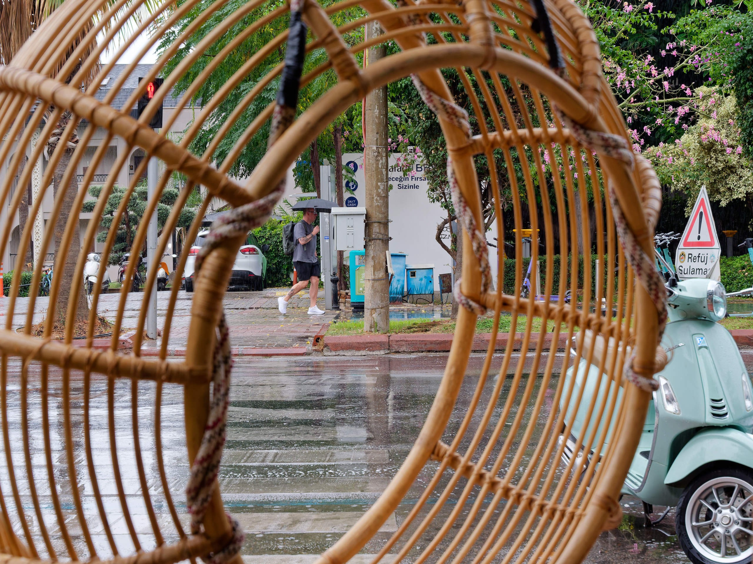 Алания 2025, город, стрит-фото. Избранные фотографии