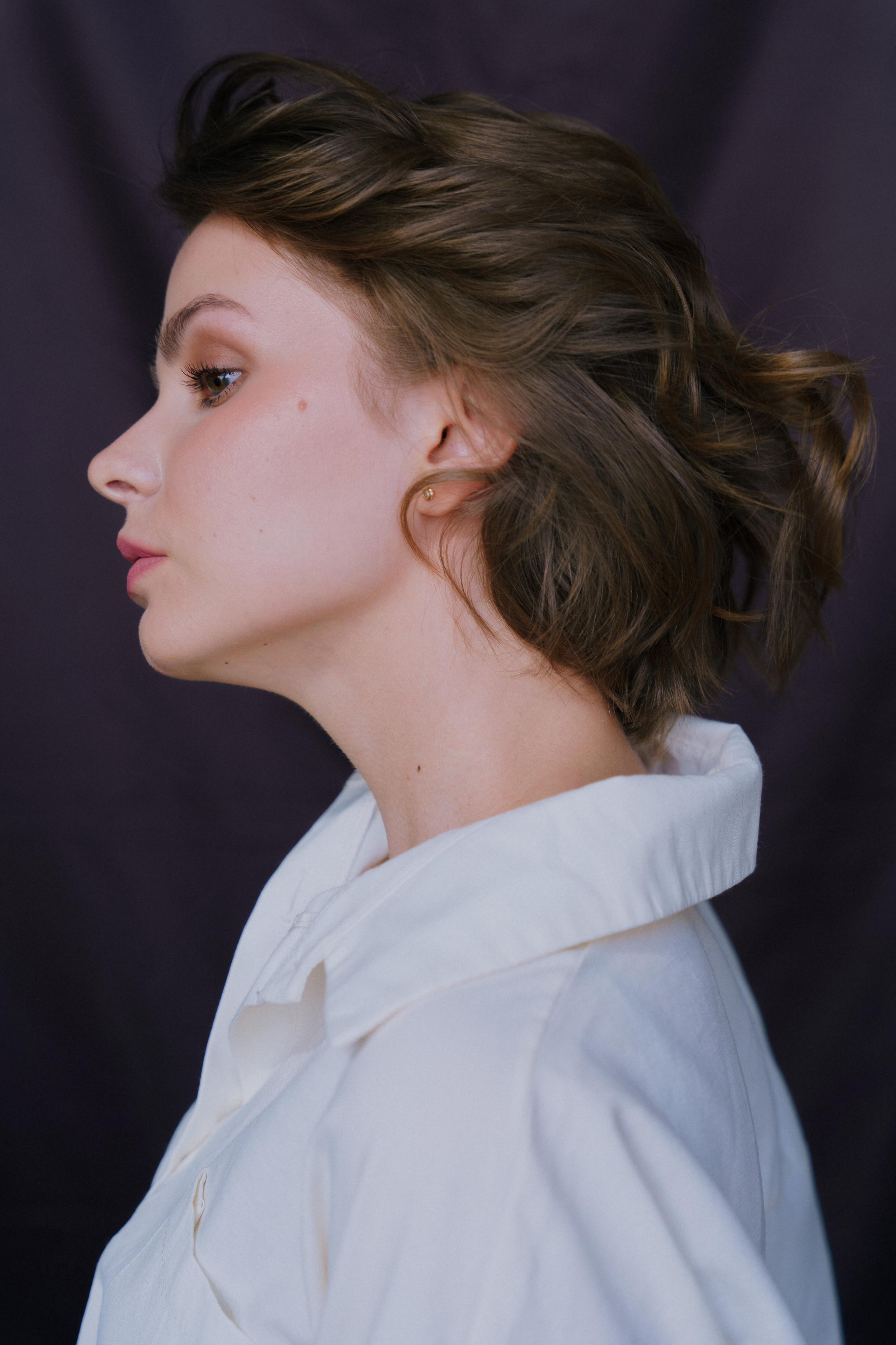 Портретная фотосессия с цветами в Архангельске