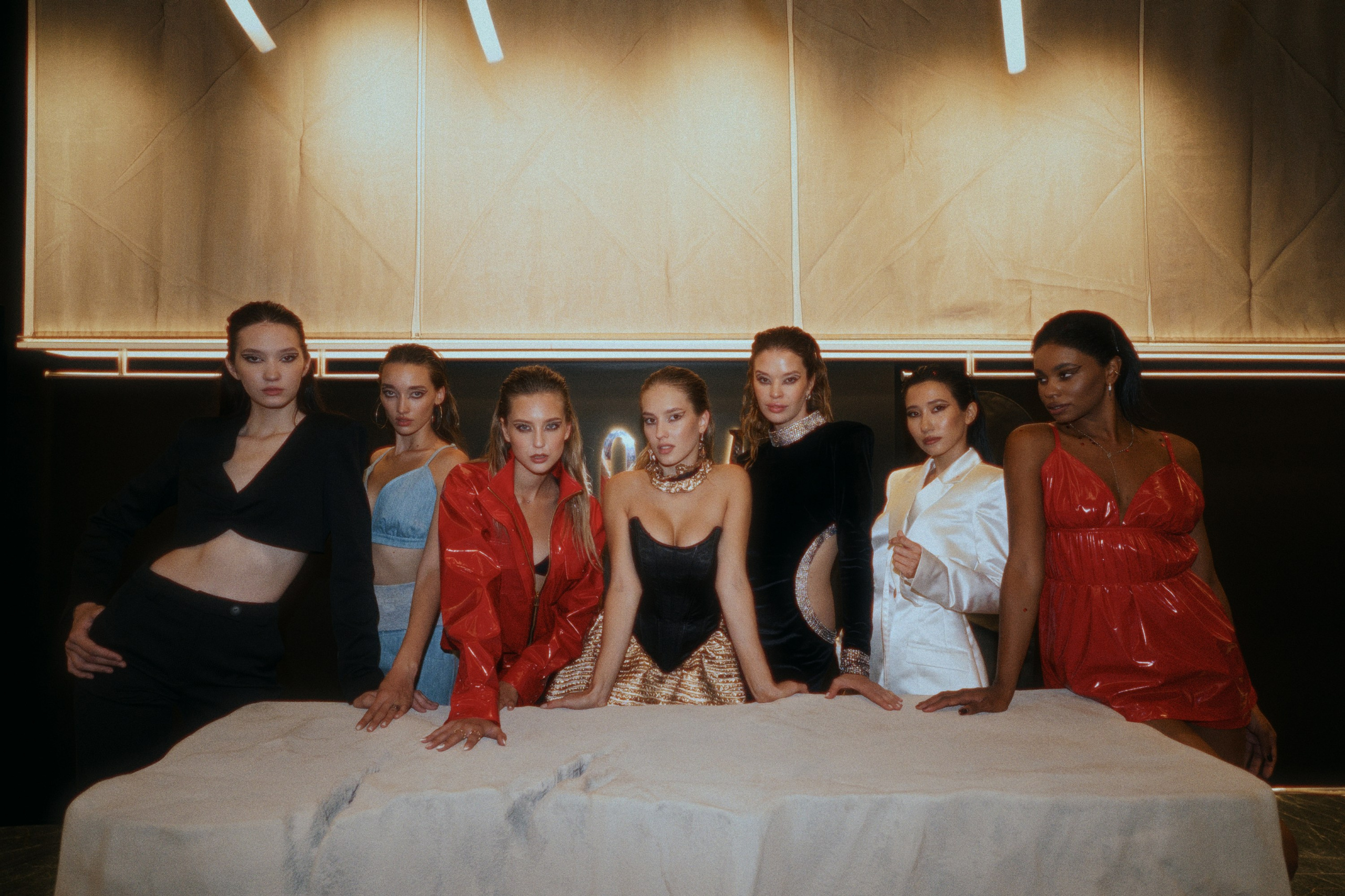 Vomi (backstage). Фотограф Юрин Евгений