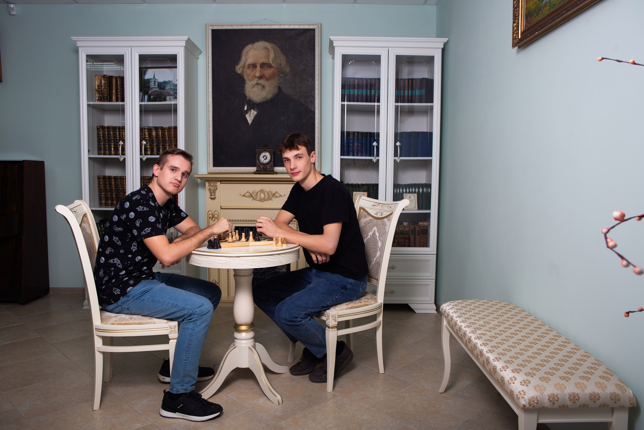 Съемка в библиотеке для 11 класса #2. Профессиональный фотограф в Мценске и Орловской области