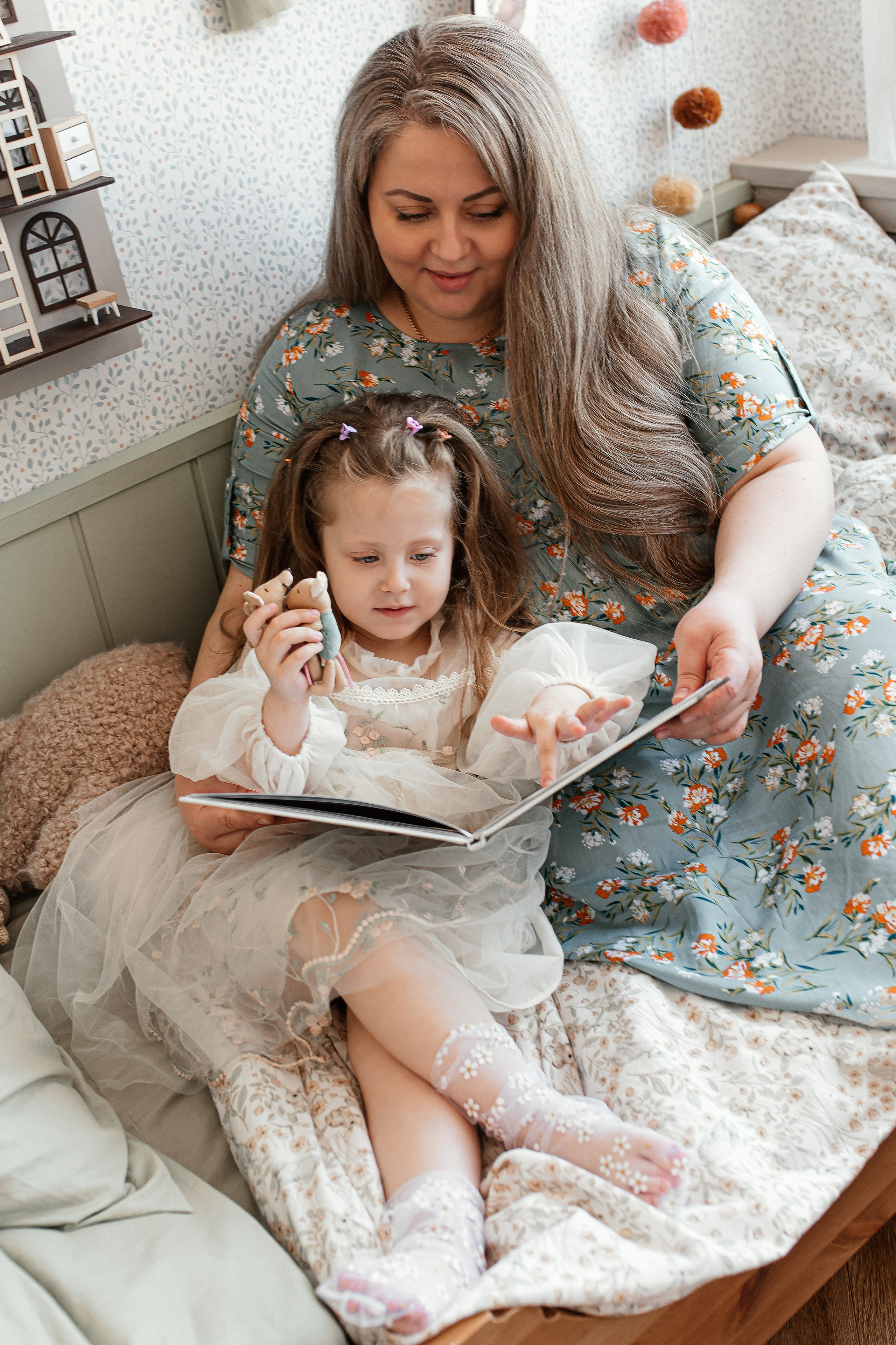 Наталия и София. Фотограф Таинств Крещения и Венчания в г. Курске