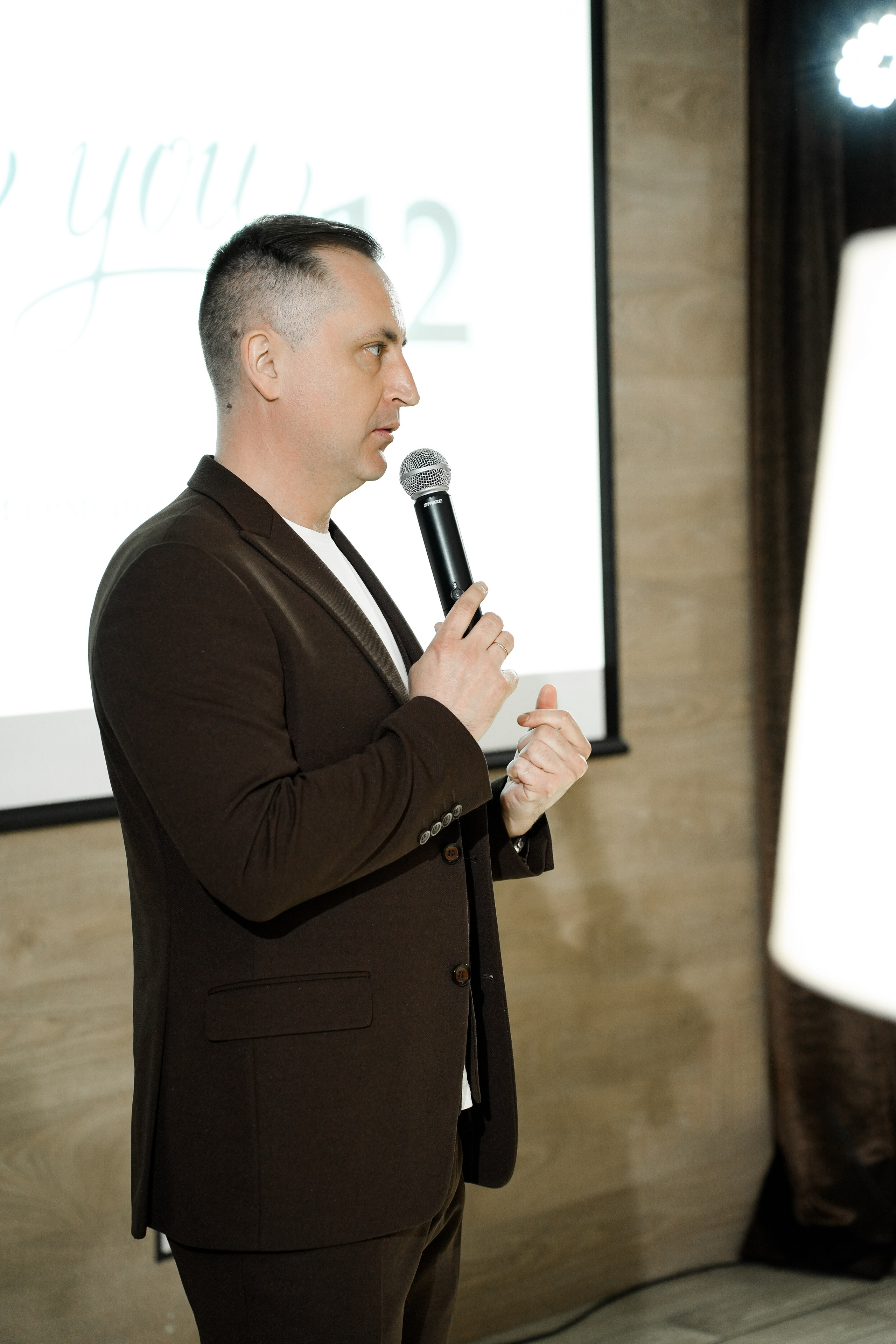 12лет студии «For you». Свадебный фотограф и видеограф в Ростове-на-Дону. Максим и Наталья Лебедевы