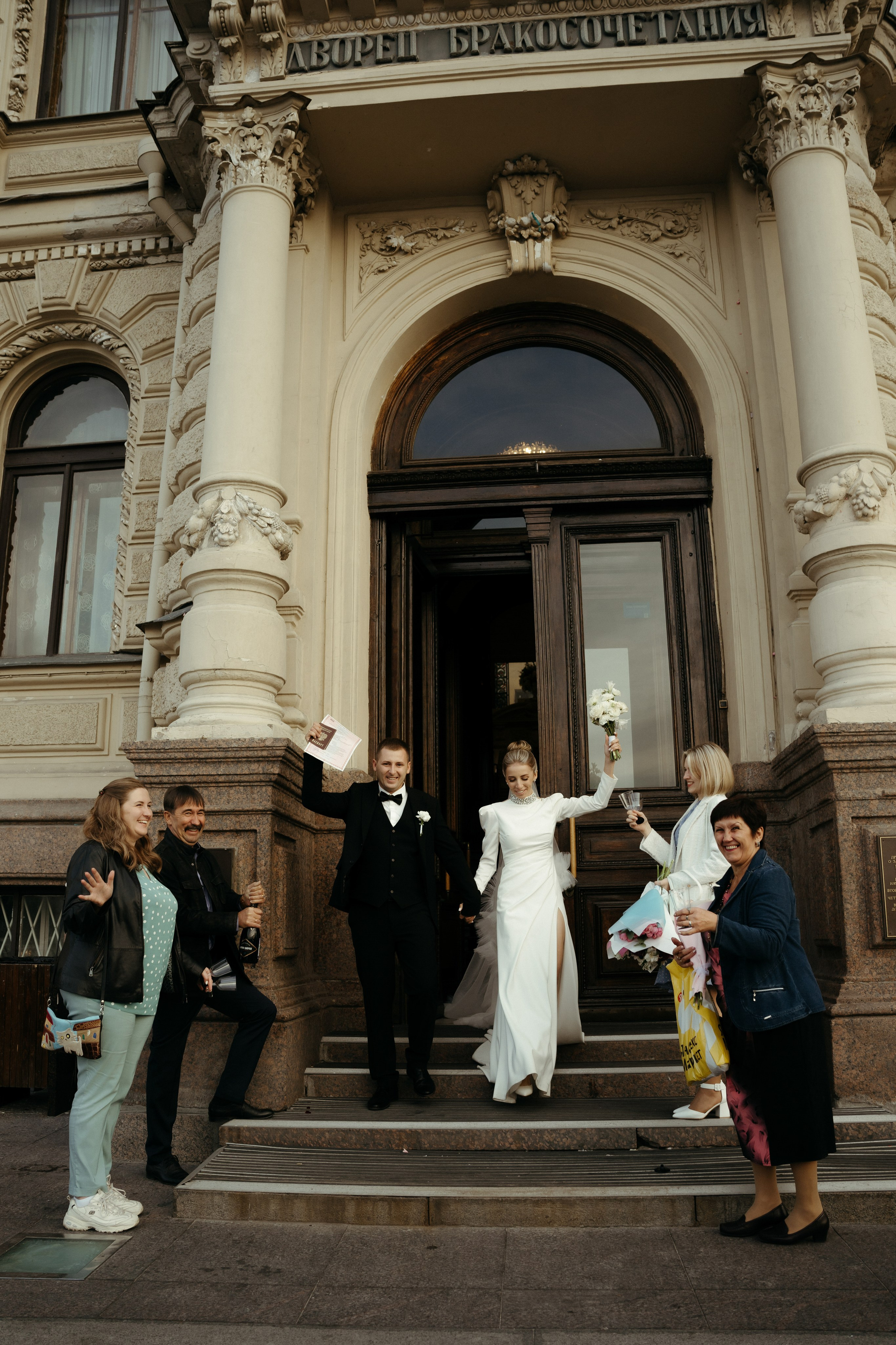 Однажды в летнем саду. Свадебный фотограф в Петербурге Таша Вайб